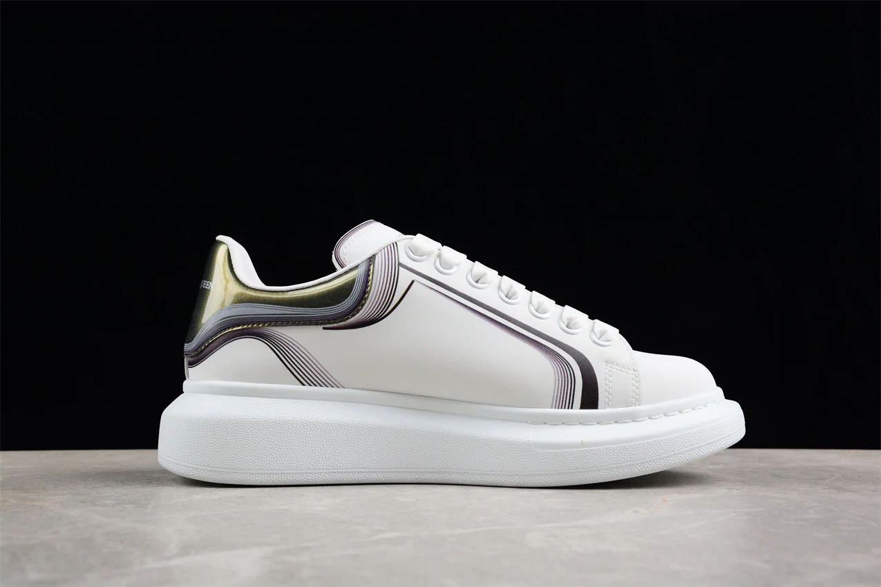 Alexander McQueen Oversized Sneaker in White/Silver - Sneaker Replica Workshop