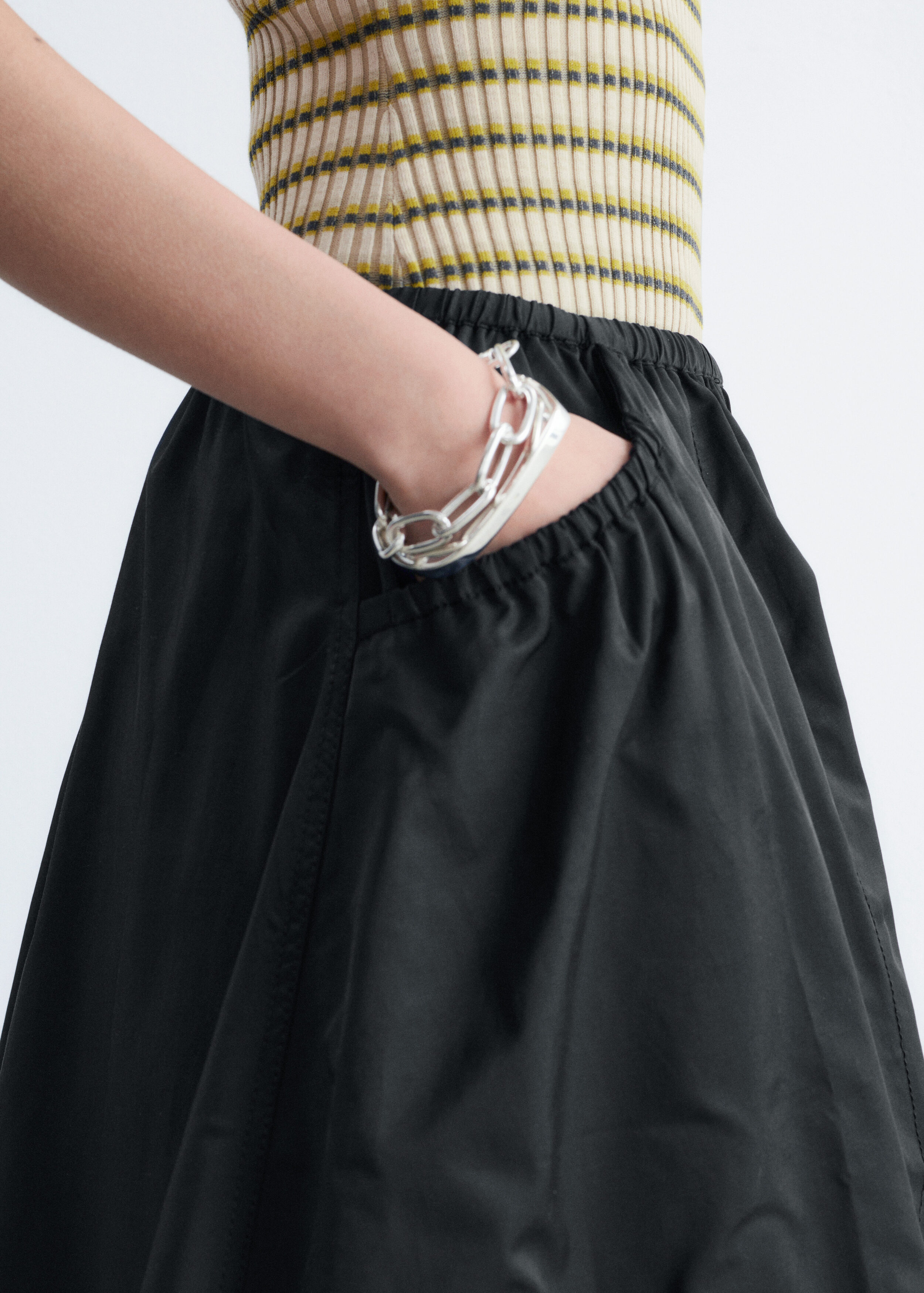 & Other Stories GATHERED TWILL MIDI SKIRT