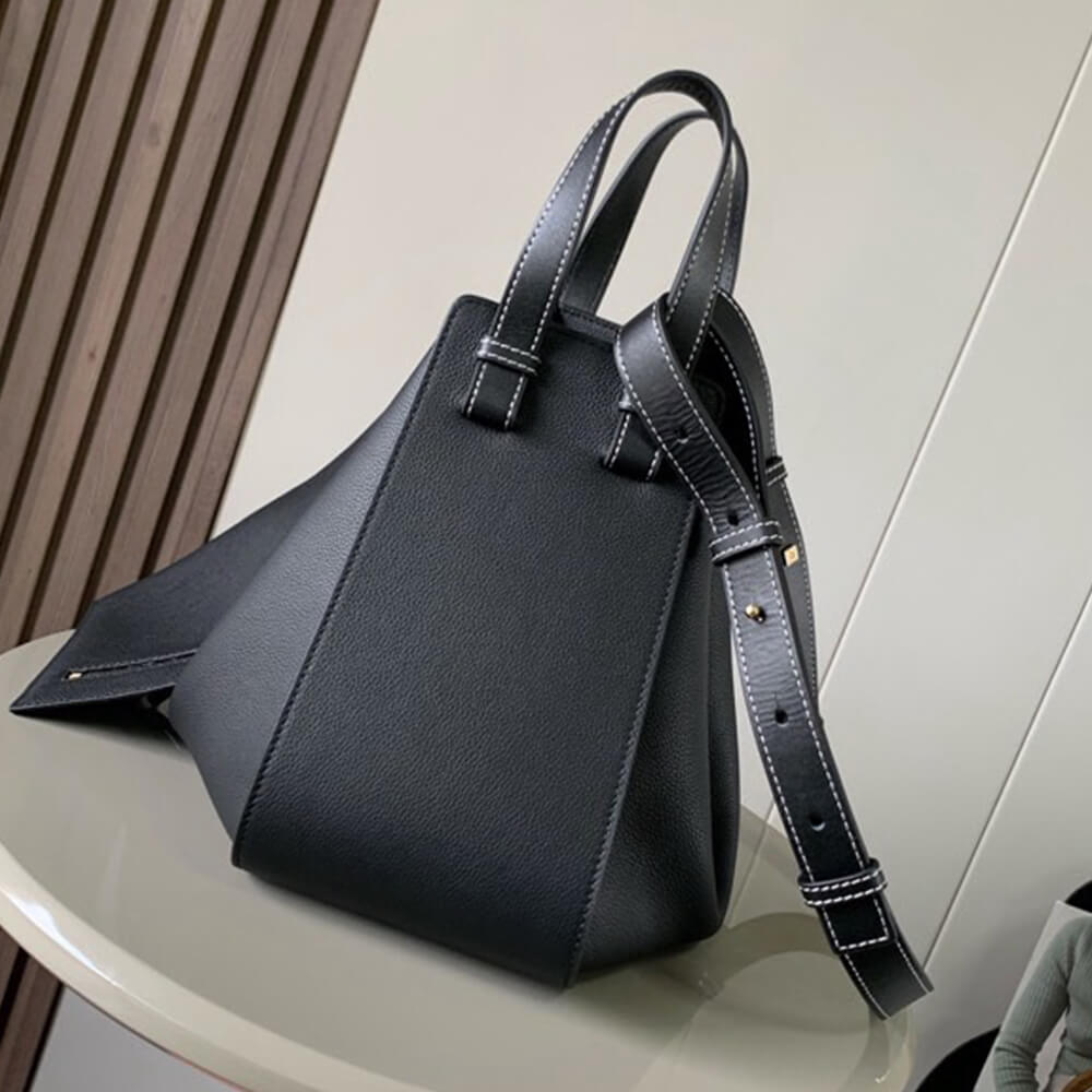 LOEWE Small Hammock bag in soft grained calfskin - Top Club