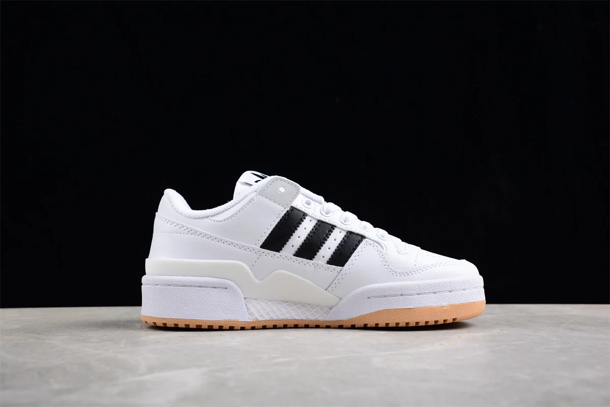 adidas Forum 84 Low ADV in Cloud White/Core Black - Sneaker Replica Workshop