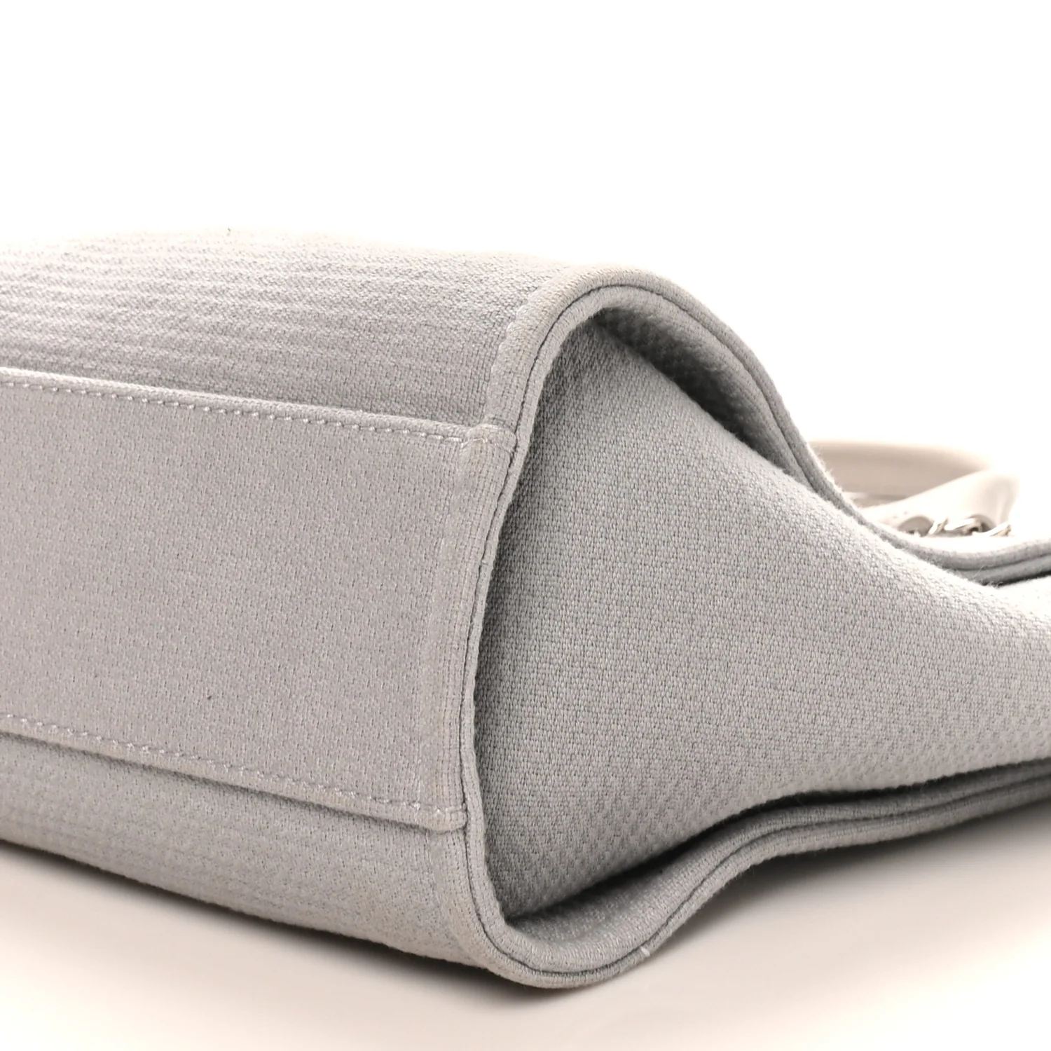 Mixed Fibers Small Deauville Tote Light Grey - Top Club