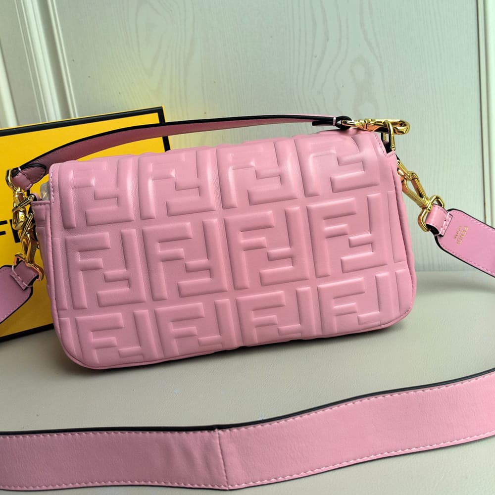 Fendi Baguette - Top Club