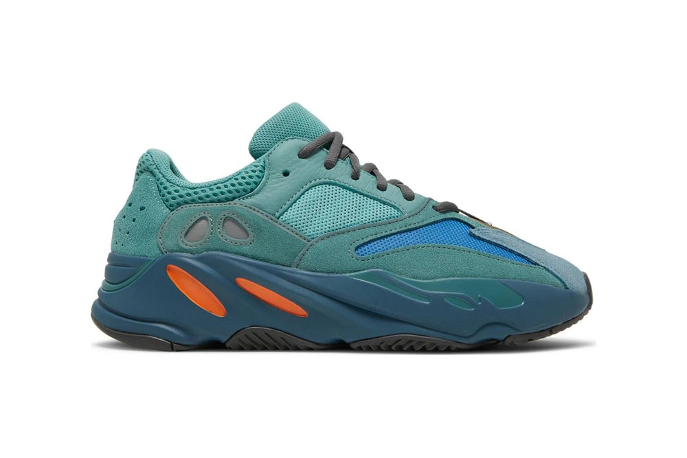 Yeezy Dupes Boost 700 Faded Azure - Sneaker Replica Workshop