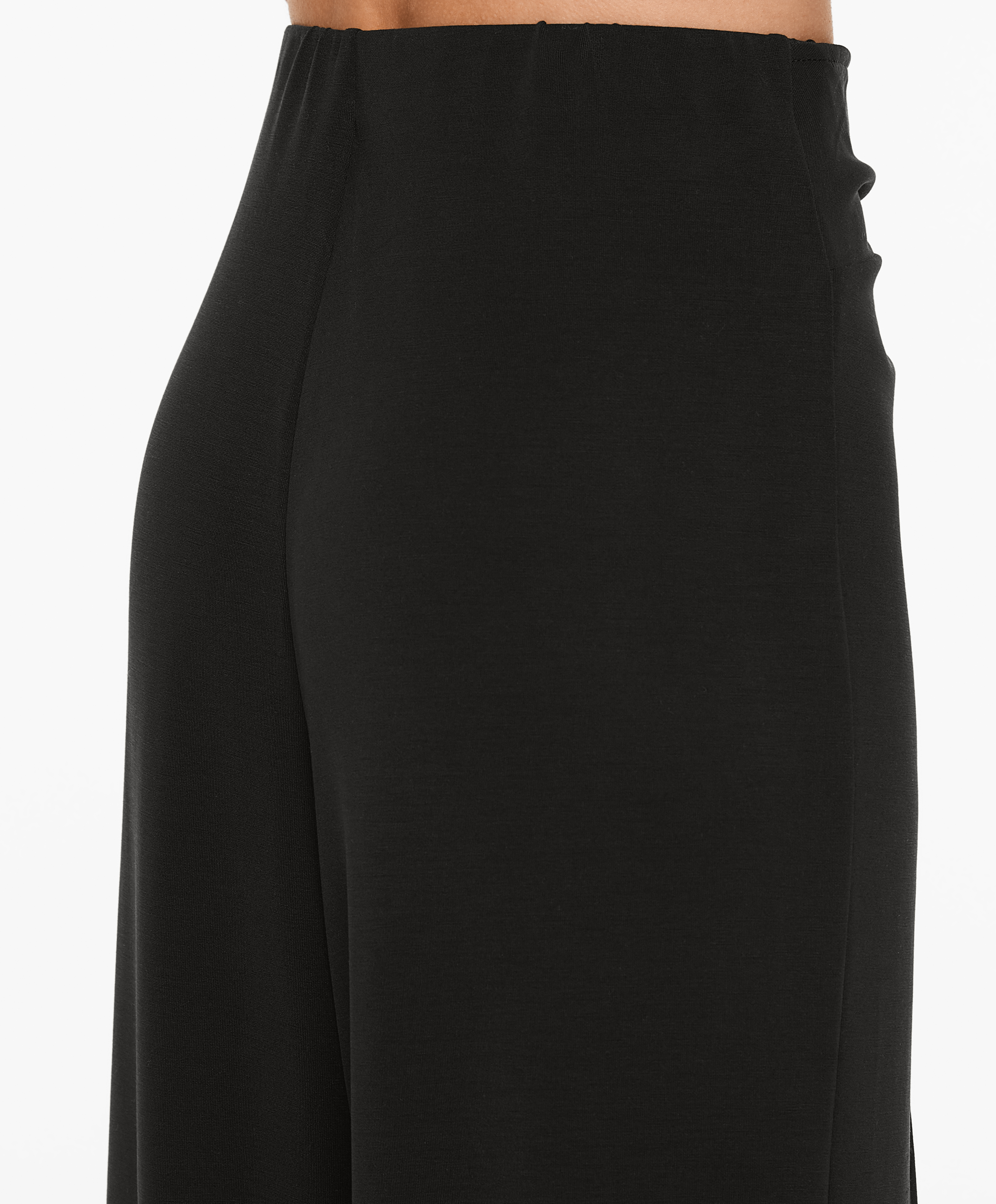 OYSHO Joggers with modal