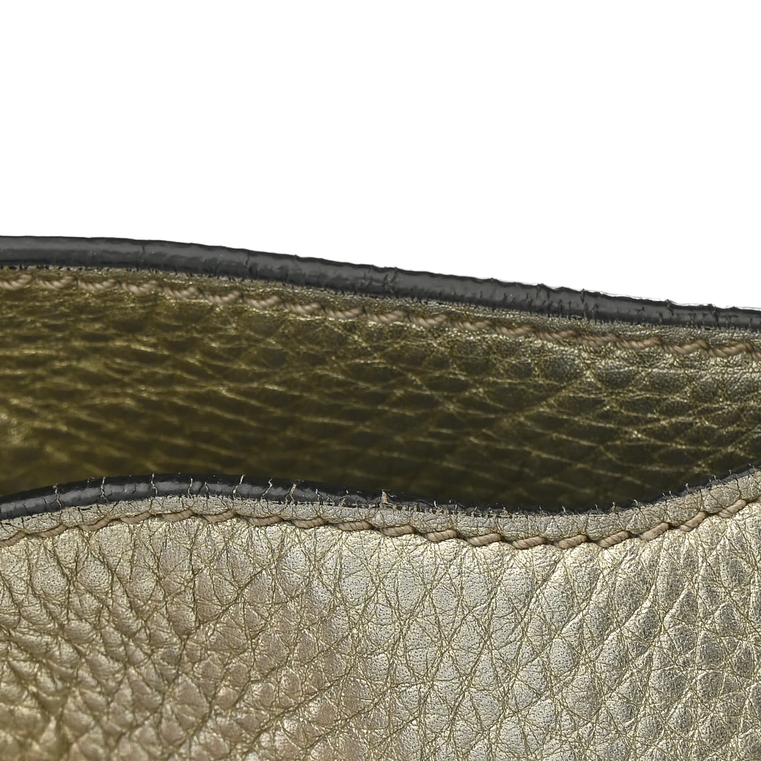 Metallic Pebbled Calfskin Small Rockstud Flip-Lock Messenger Bag Platino - Top Club