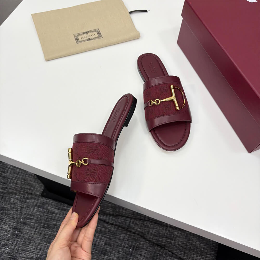 GUCCI Women s slide sandal with Horsebit - Top Club