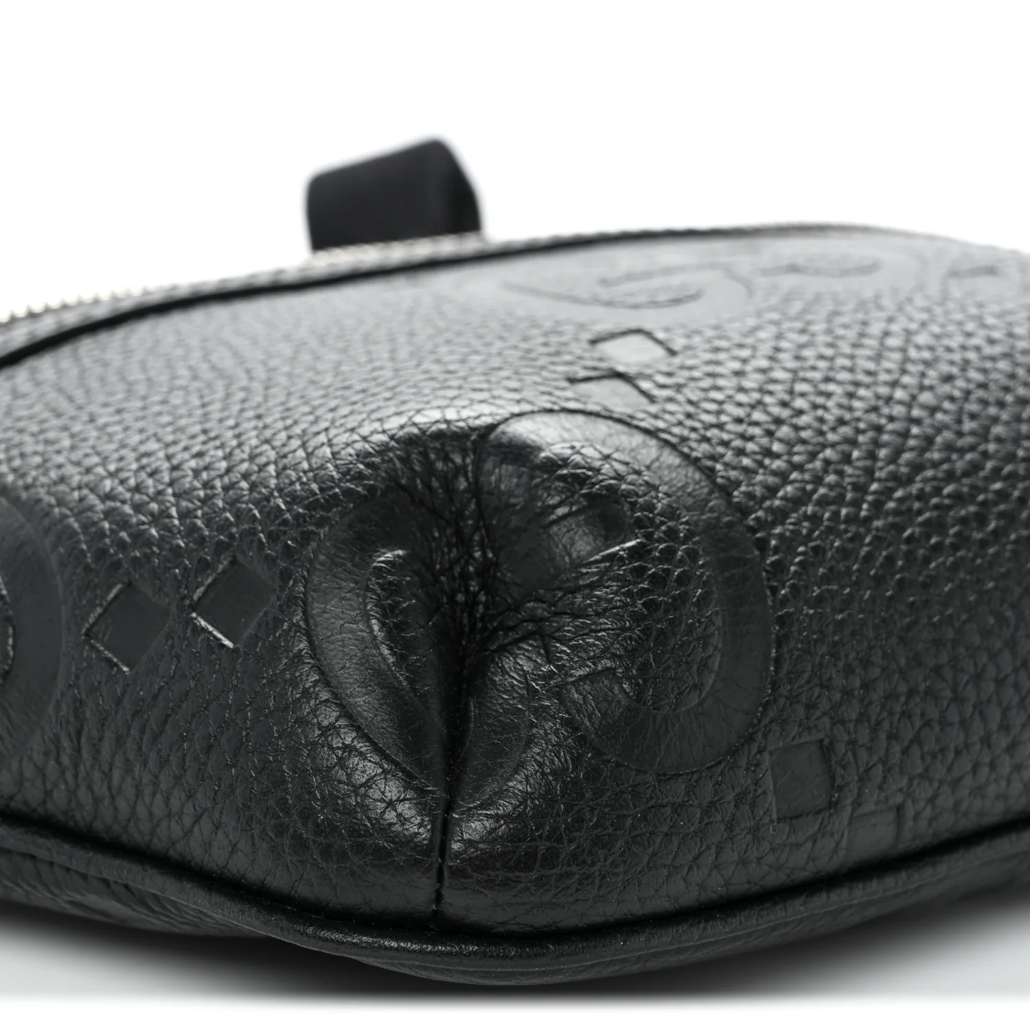 Piuma Calfskin Jumbo GG Embossed Small Belt Bag Black - Top Club