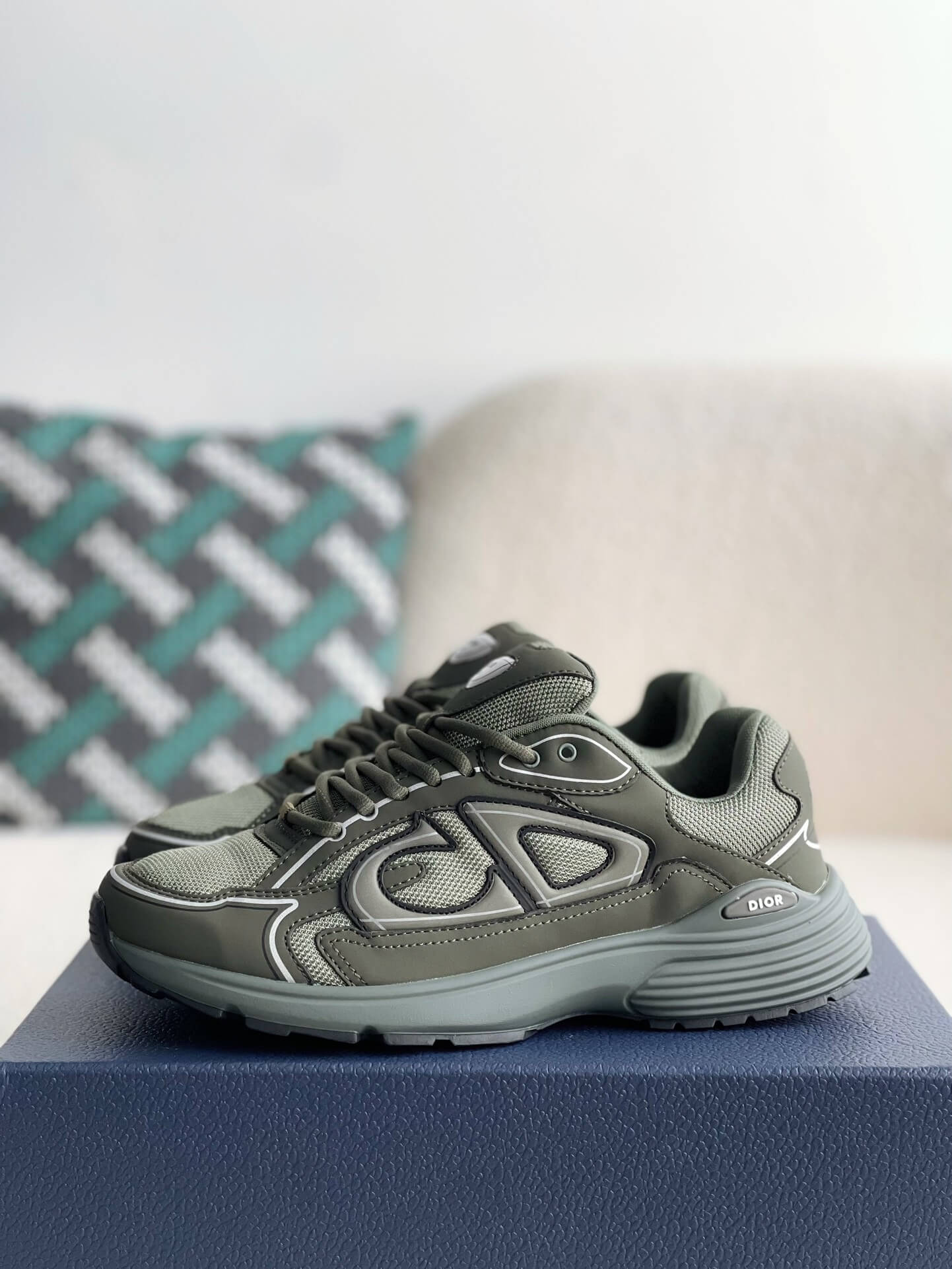 Dior B30 Khaki Green Sneaker - Sneaker Replica Workshop