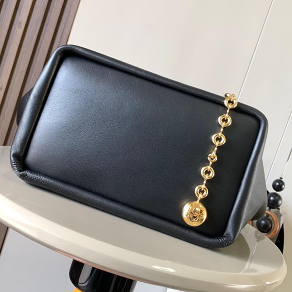 Loewe Medium Squeeze bag in nappa lambskin - Top Club