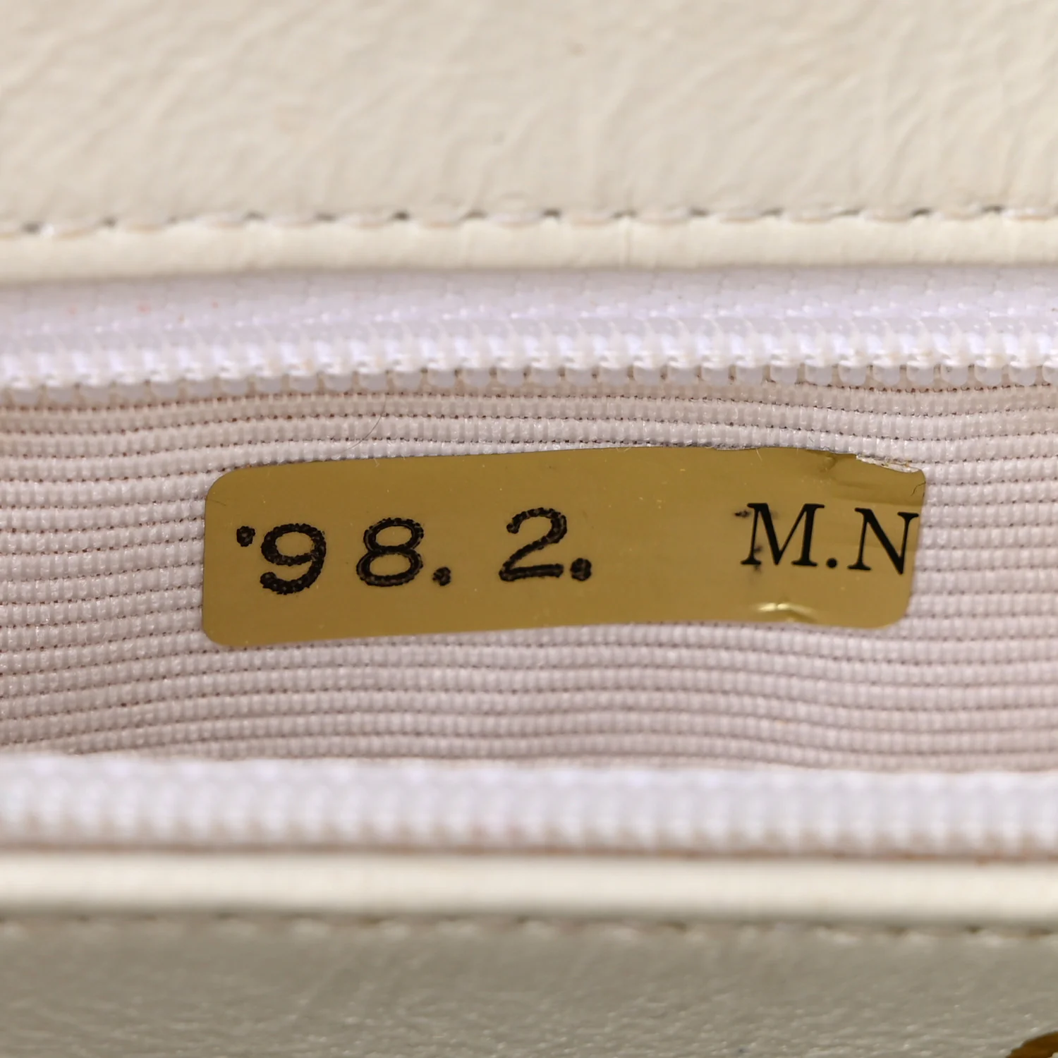 Caviar Quilted Shoulder Bag White - Top Club