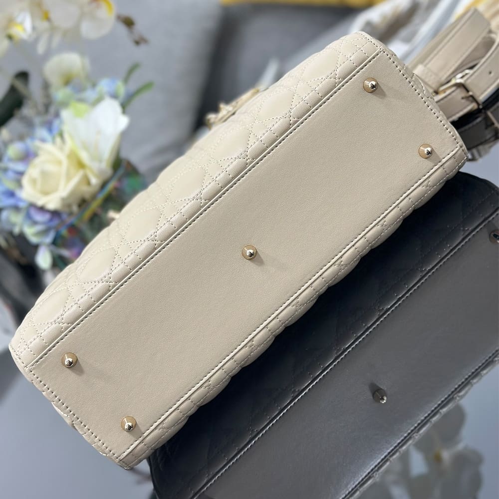 Dior Large Lady Dior Bag(HIGH-END GRADE) - Top Club