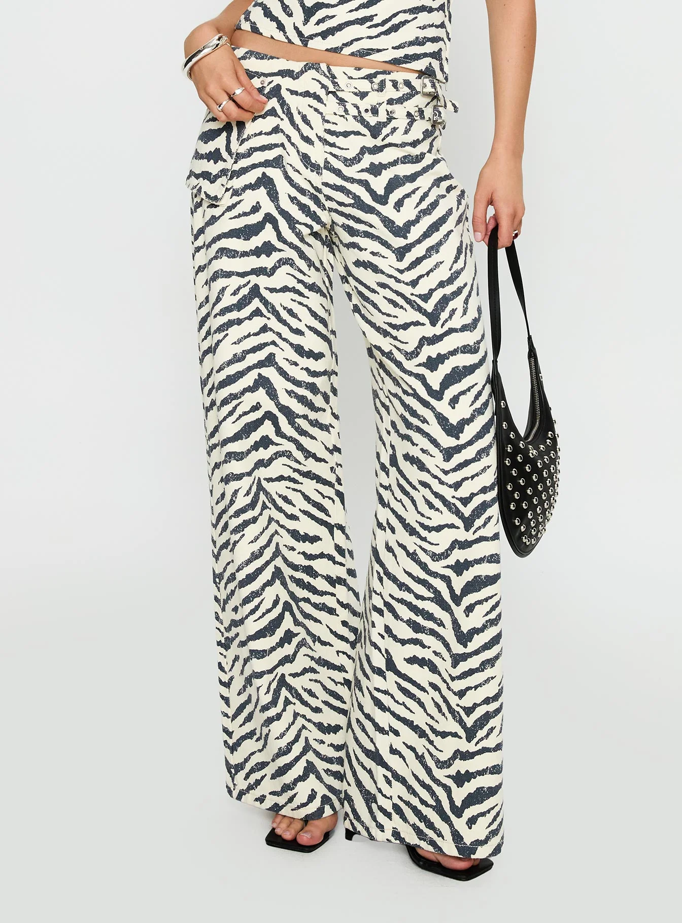 Paltrow Mid Rise Wide Leg Cargo Jeans Zebra