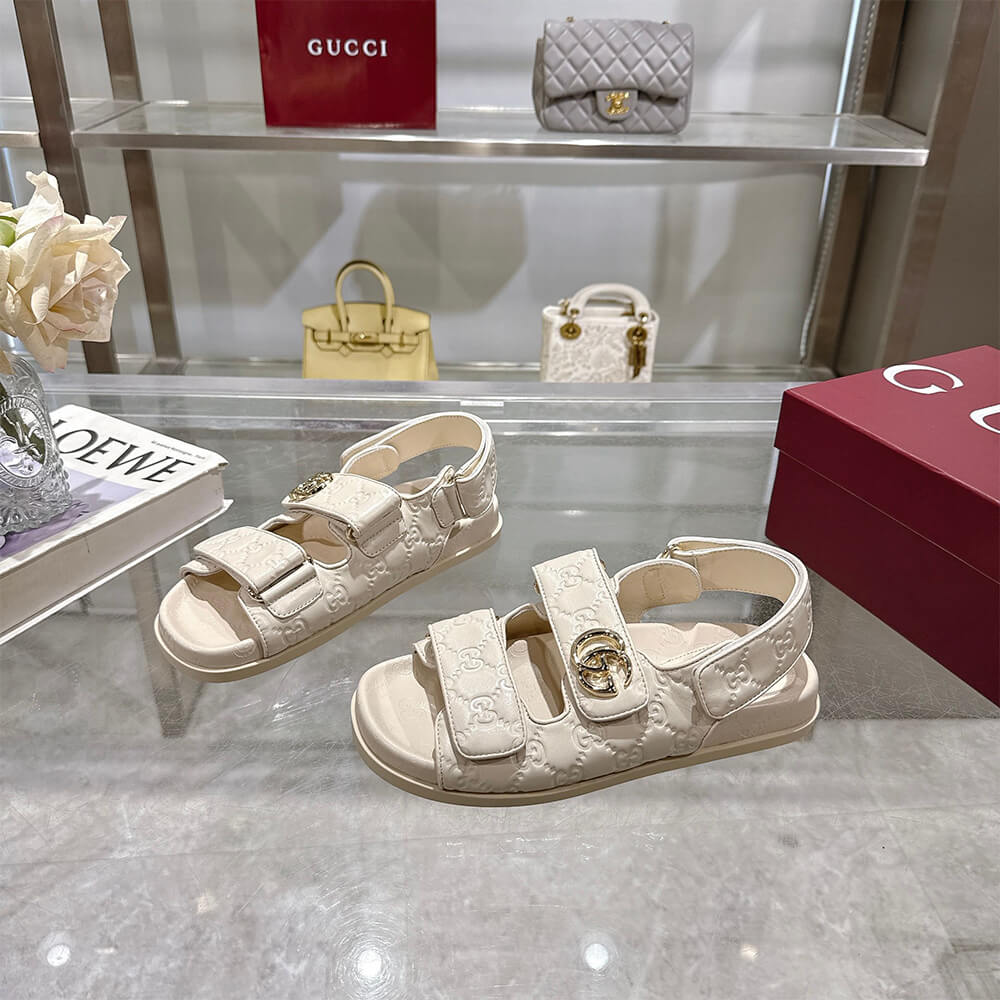 GUCCI Women s sandal with Double G - Top Club