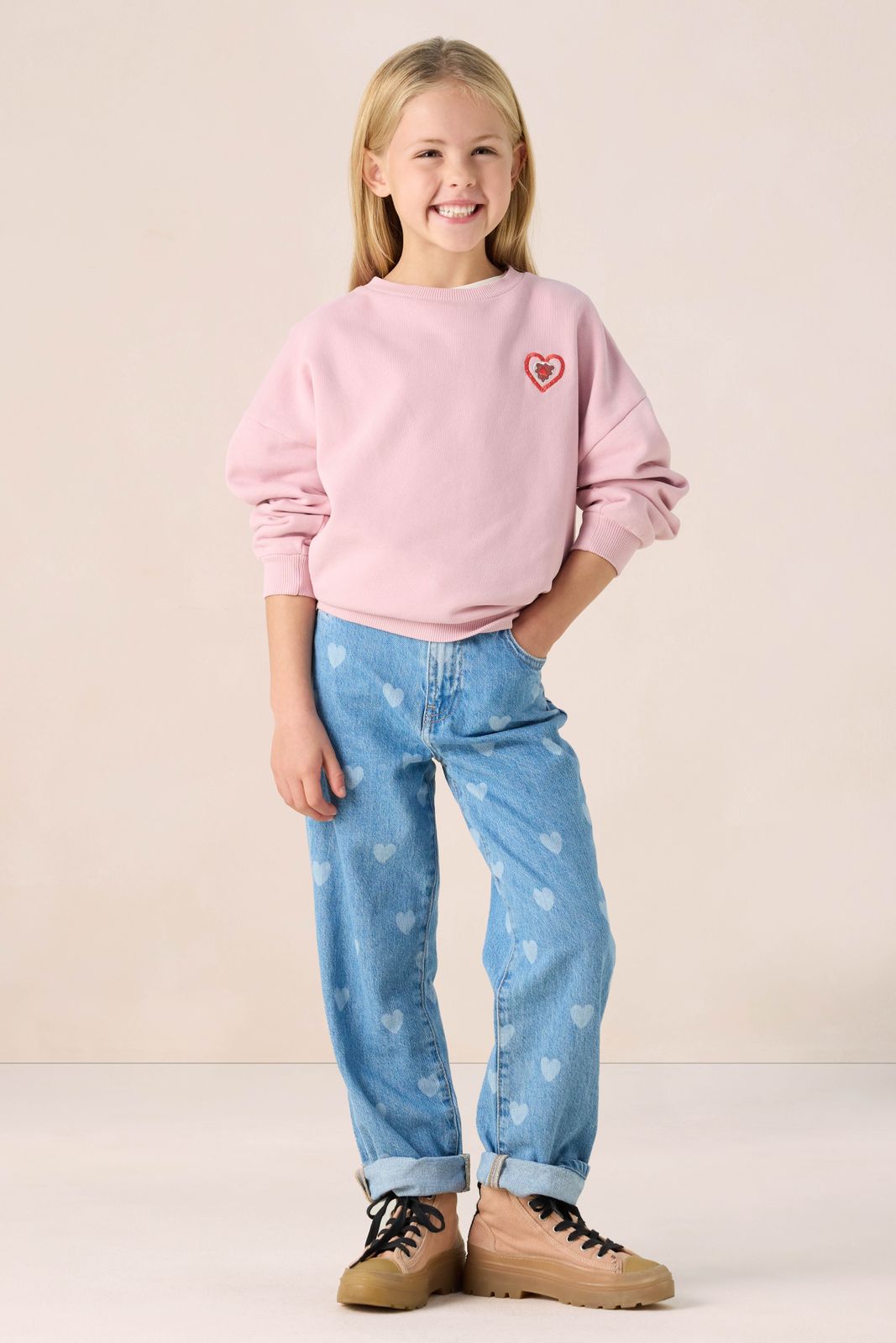 Roze sweater met artwork