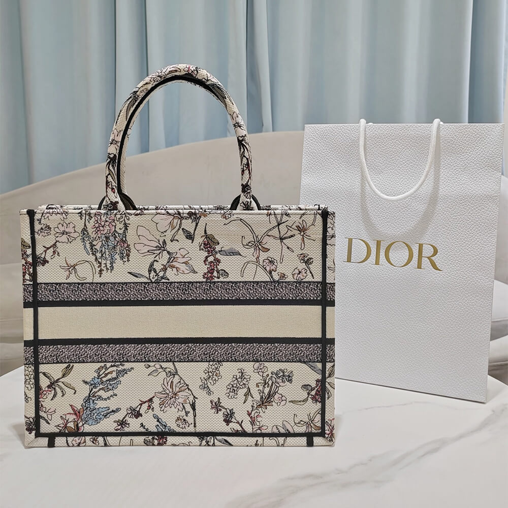 Medium Dior Book Tote - Top Club