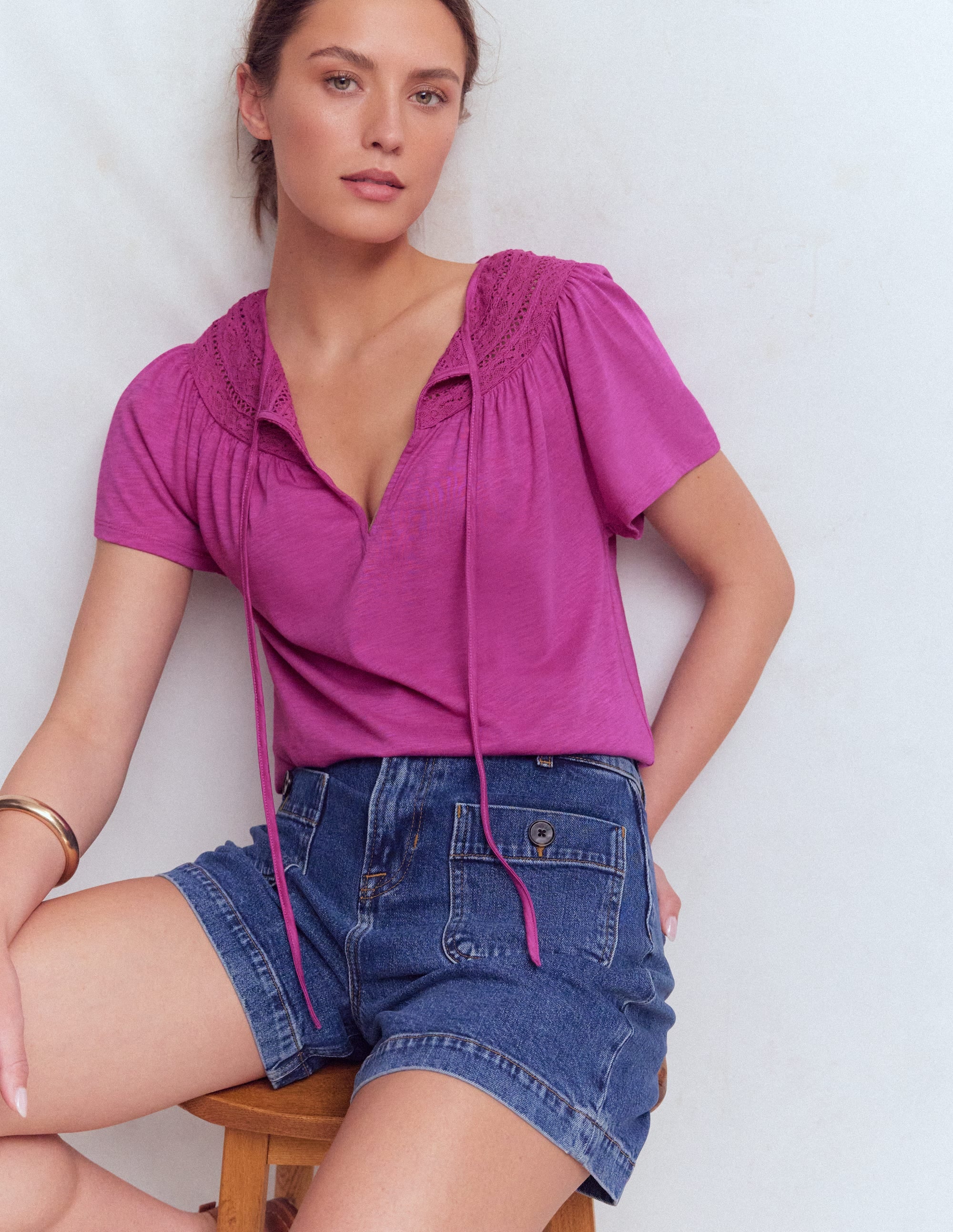 Edi T-Shirt mit Besatz-Passionsblume