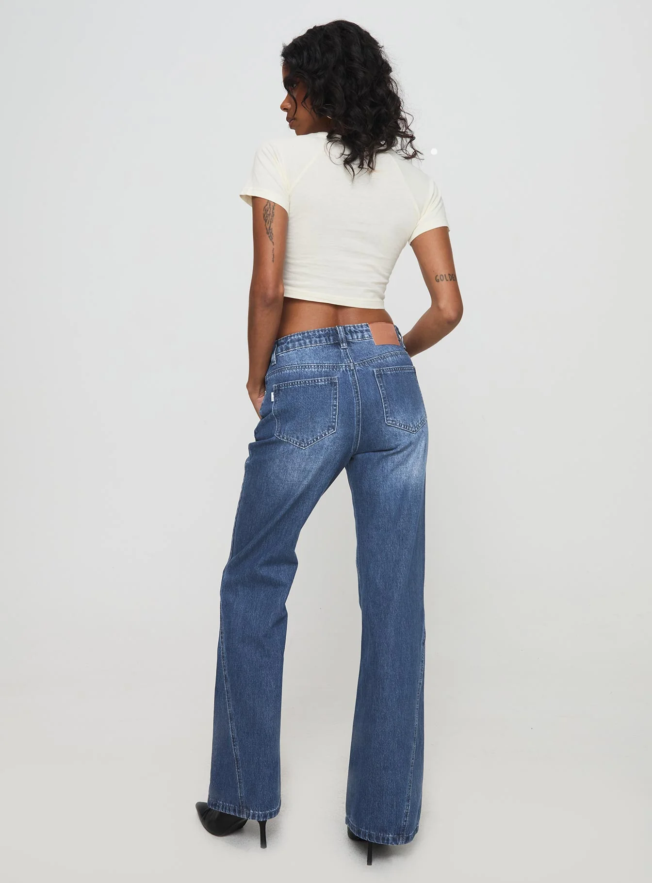 Leslee Mid Rise Flare Jean Mid Wash Blue