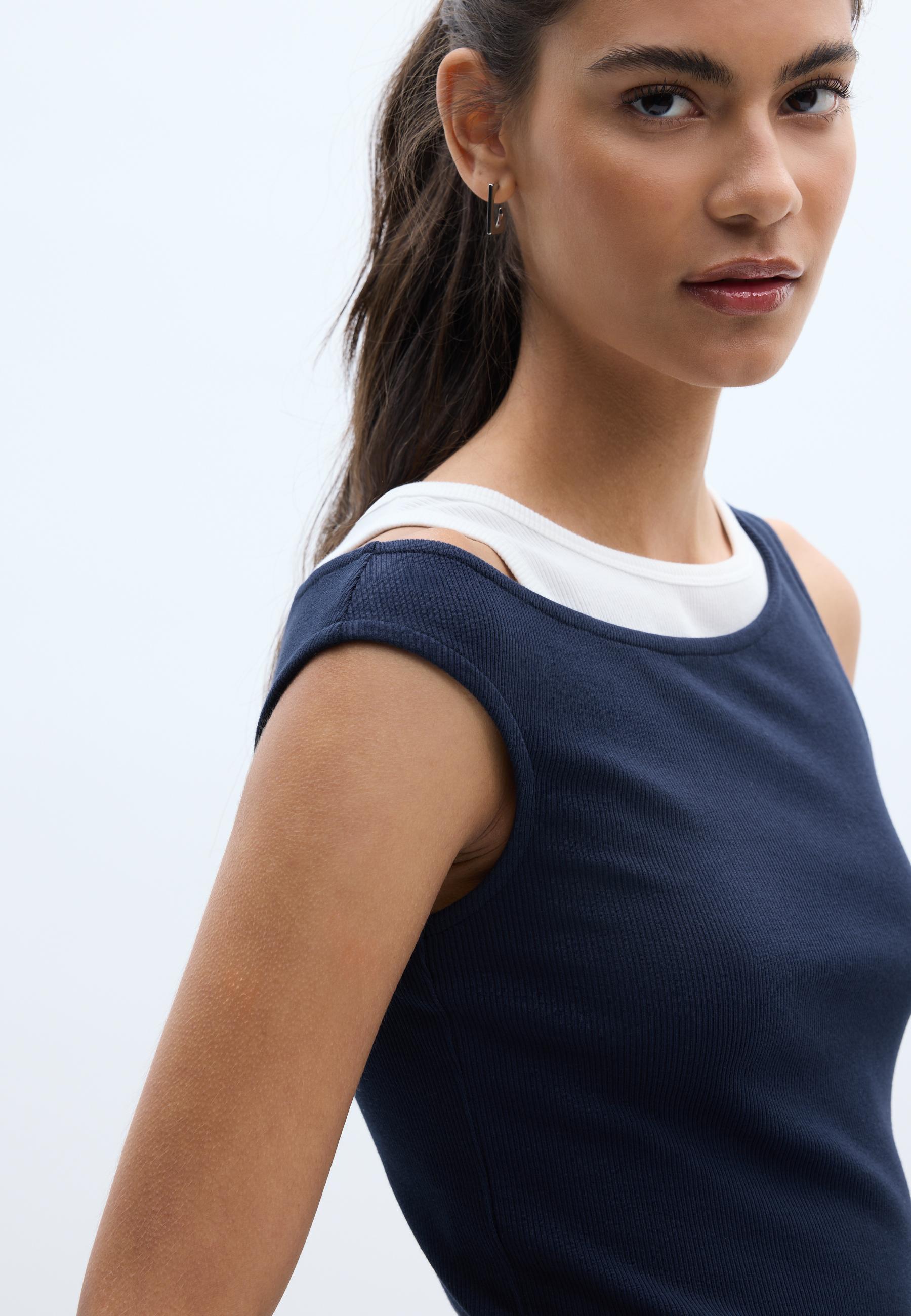 DOUBLE LAYER T-SHIRT