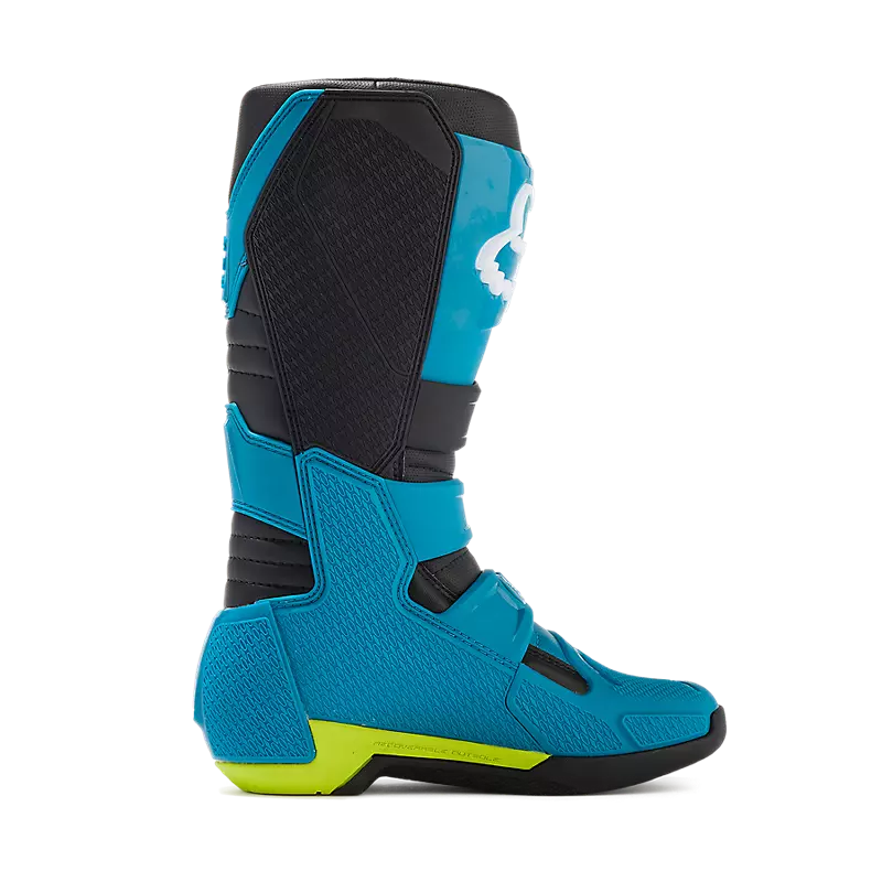 Complete boots