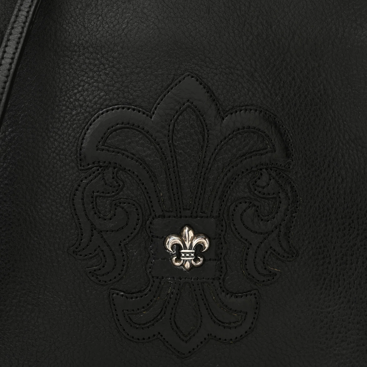 Grained Calfskin Fleur De Lis Square Pocket Crossbody Black - Top Club