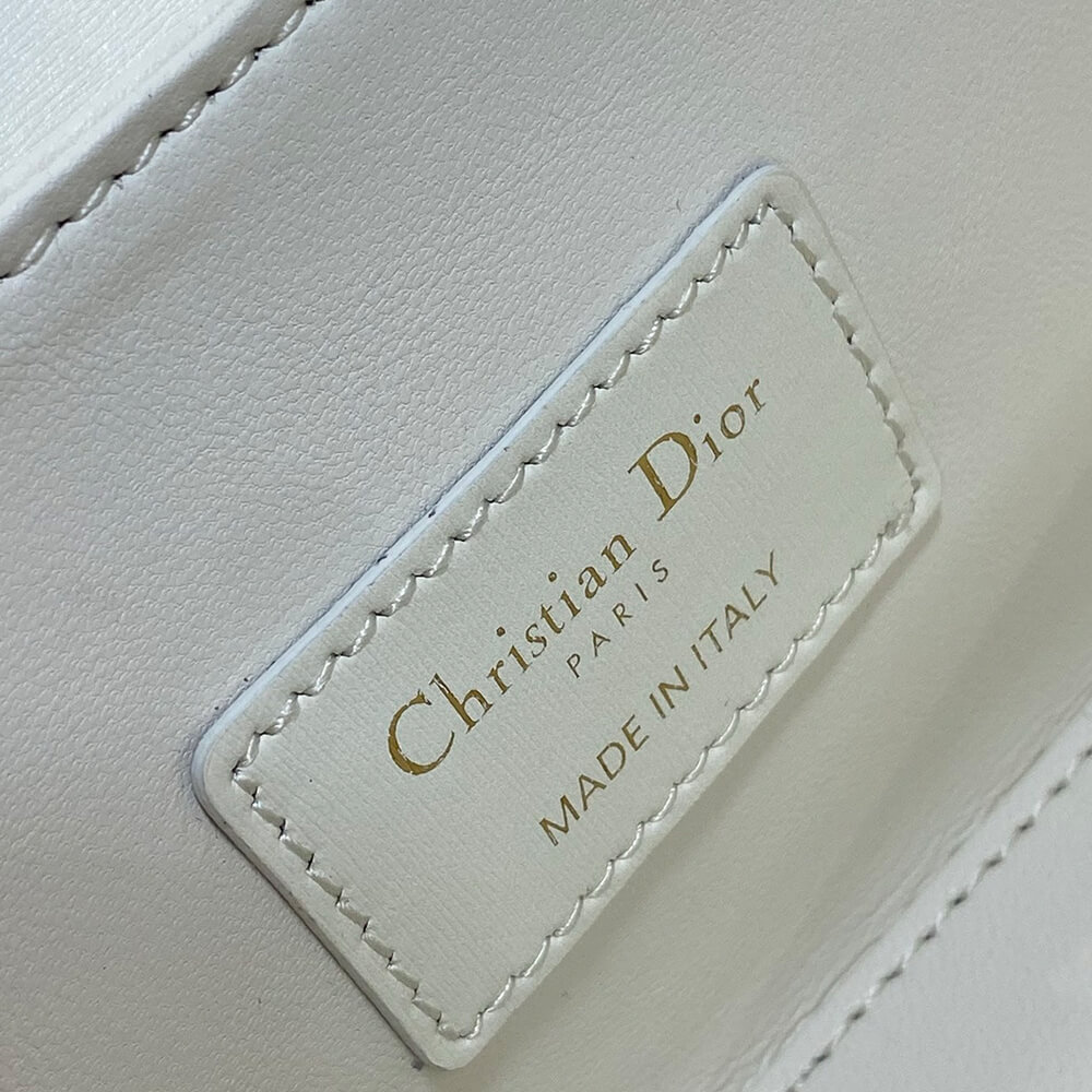 Small 30 Montaigne Avenue Top Handle Bag - Top Club