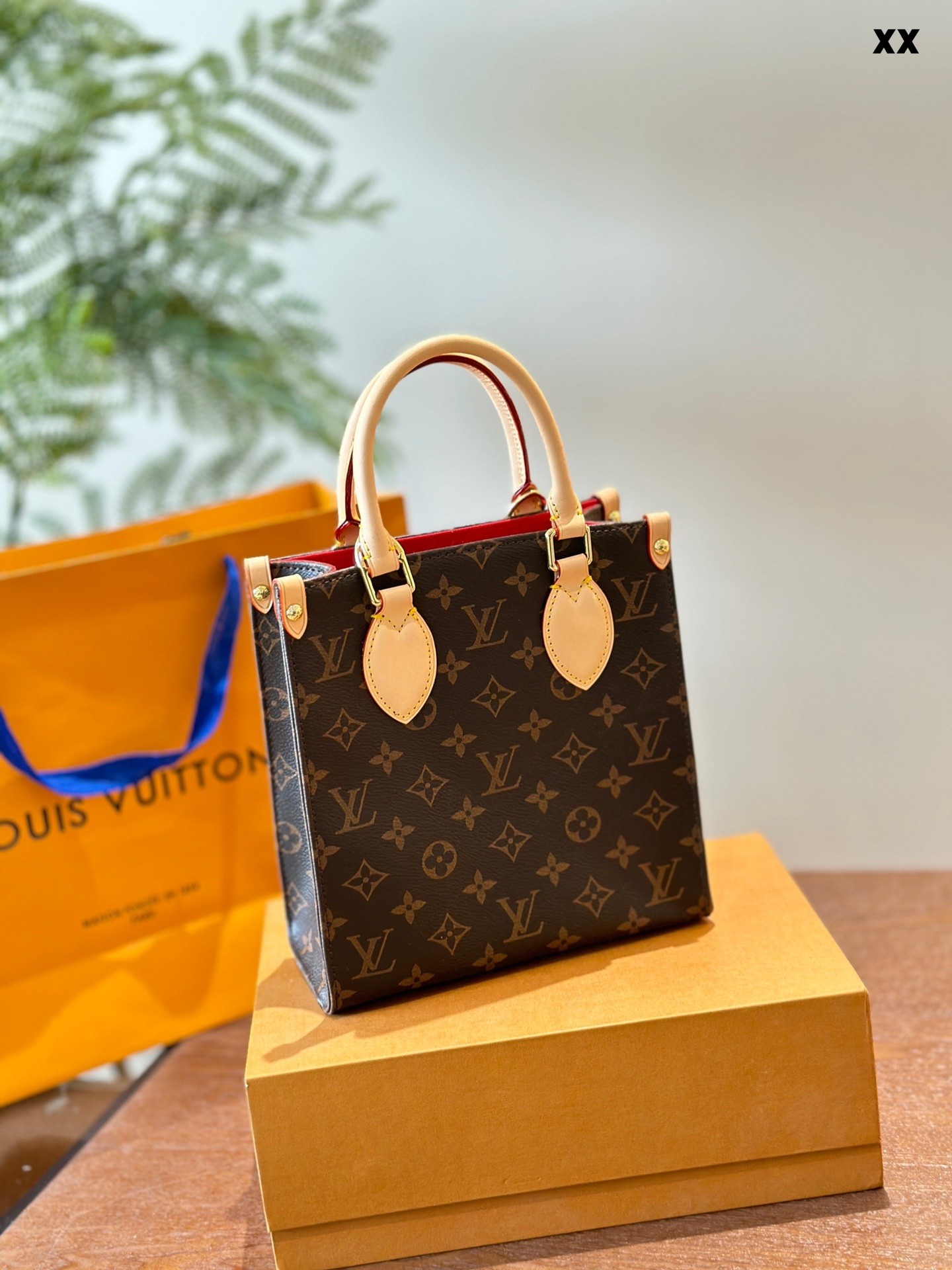 Louis new arrival bag size: 20*24 cm - Top Club