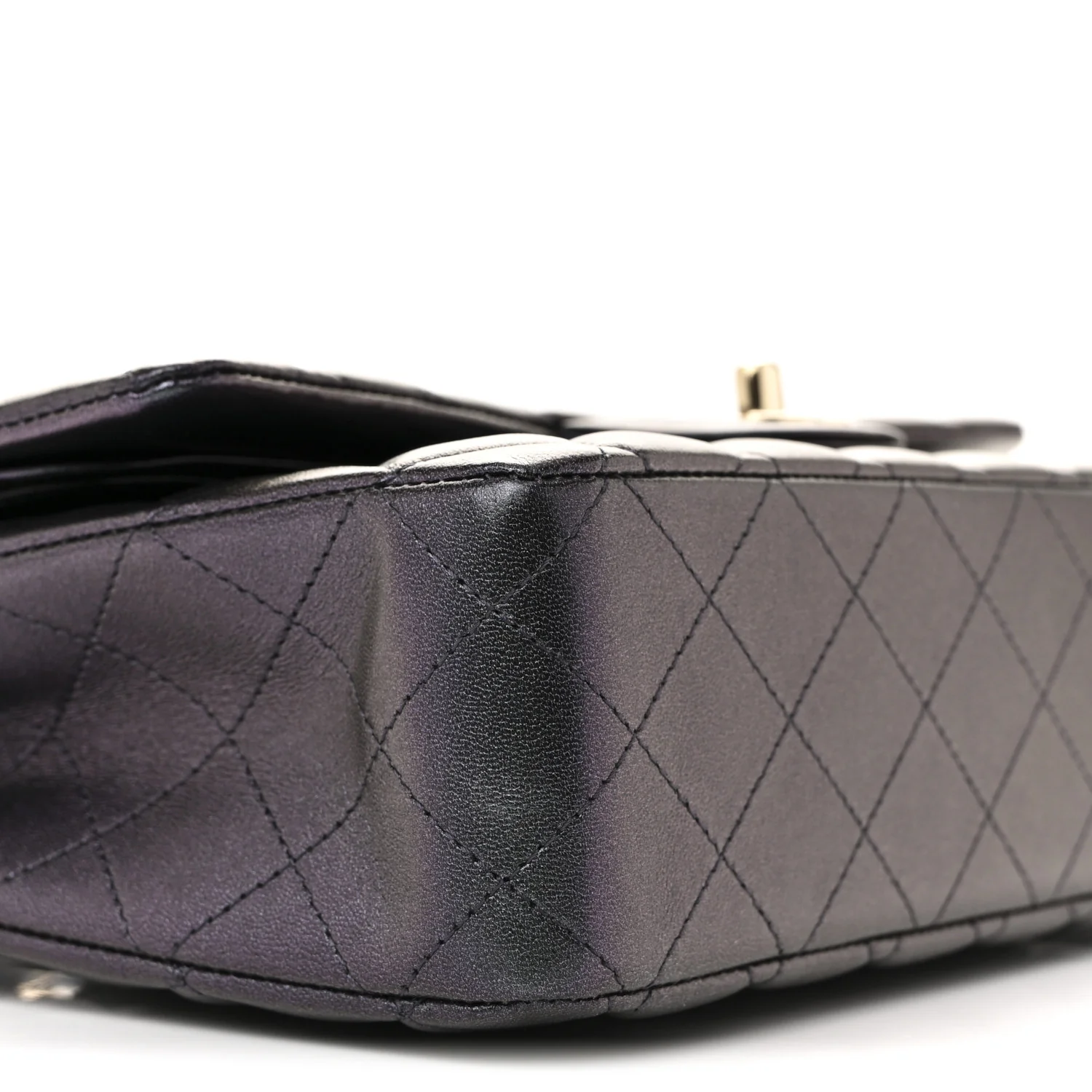 Iridescent Lambskin Quilted Medium Double Flap Black - Top Club