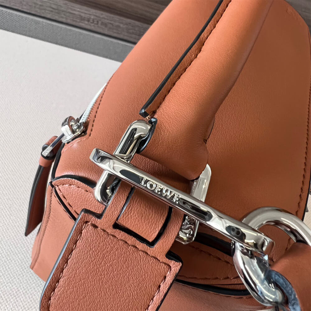 LOEWE Small Puzzle Bag - Top Club