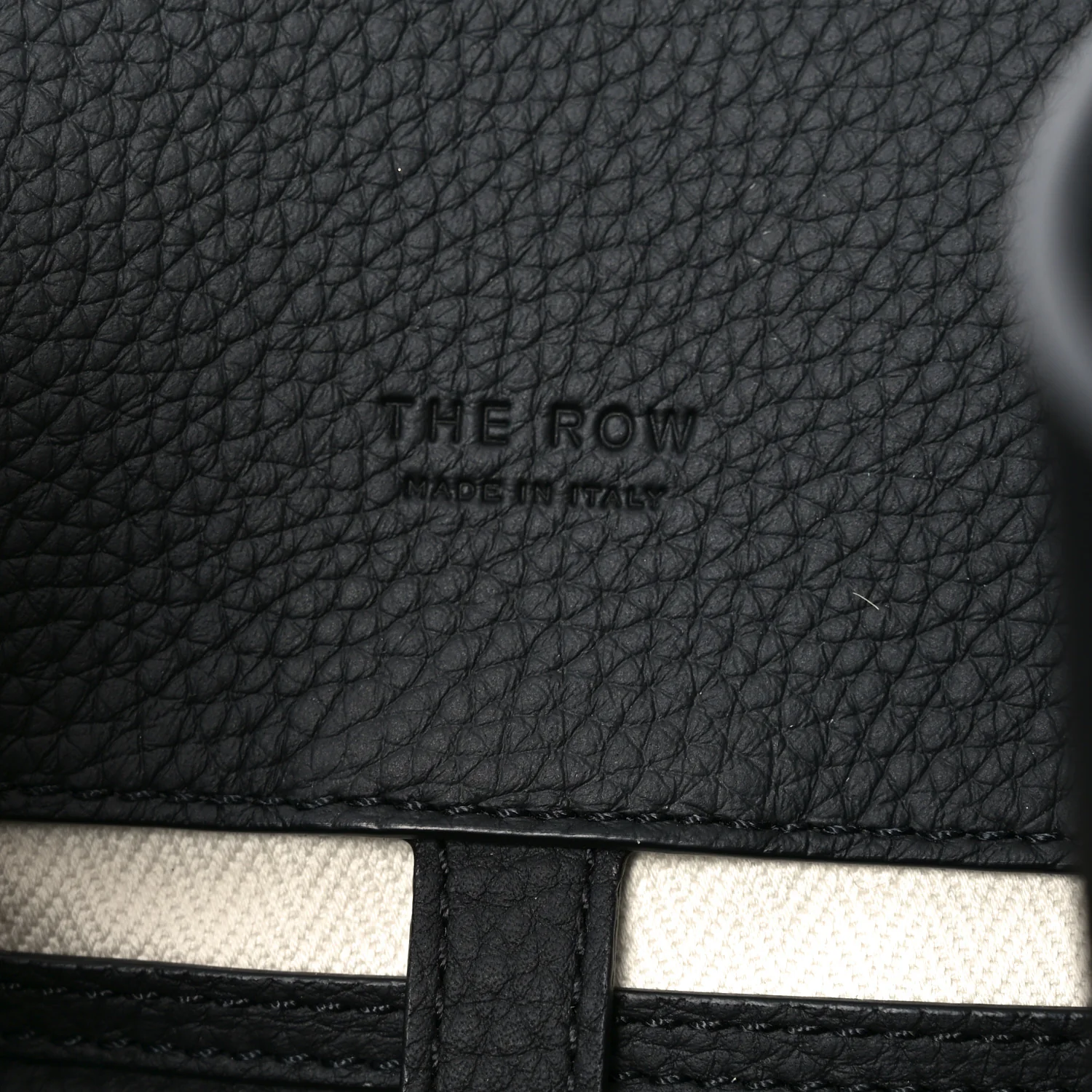 Matte Grained Calfskin Soft Margaux 15 Black - Top Club
