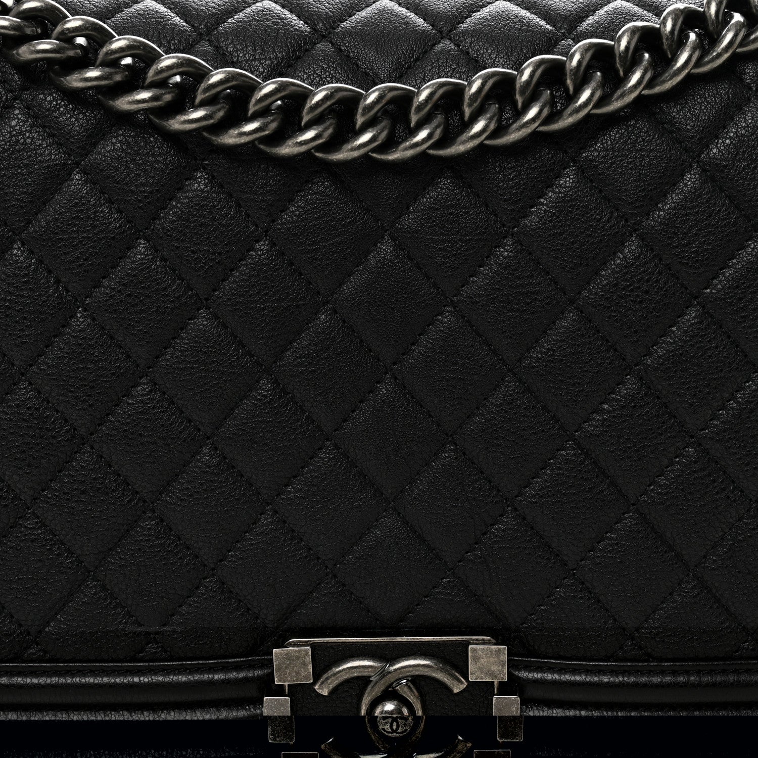 Grained Calfskin Quilted New Medium Boy Flap Black - Top Club