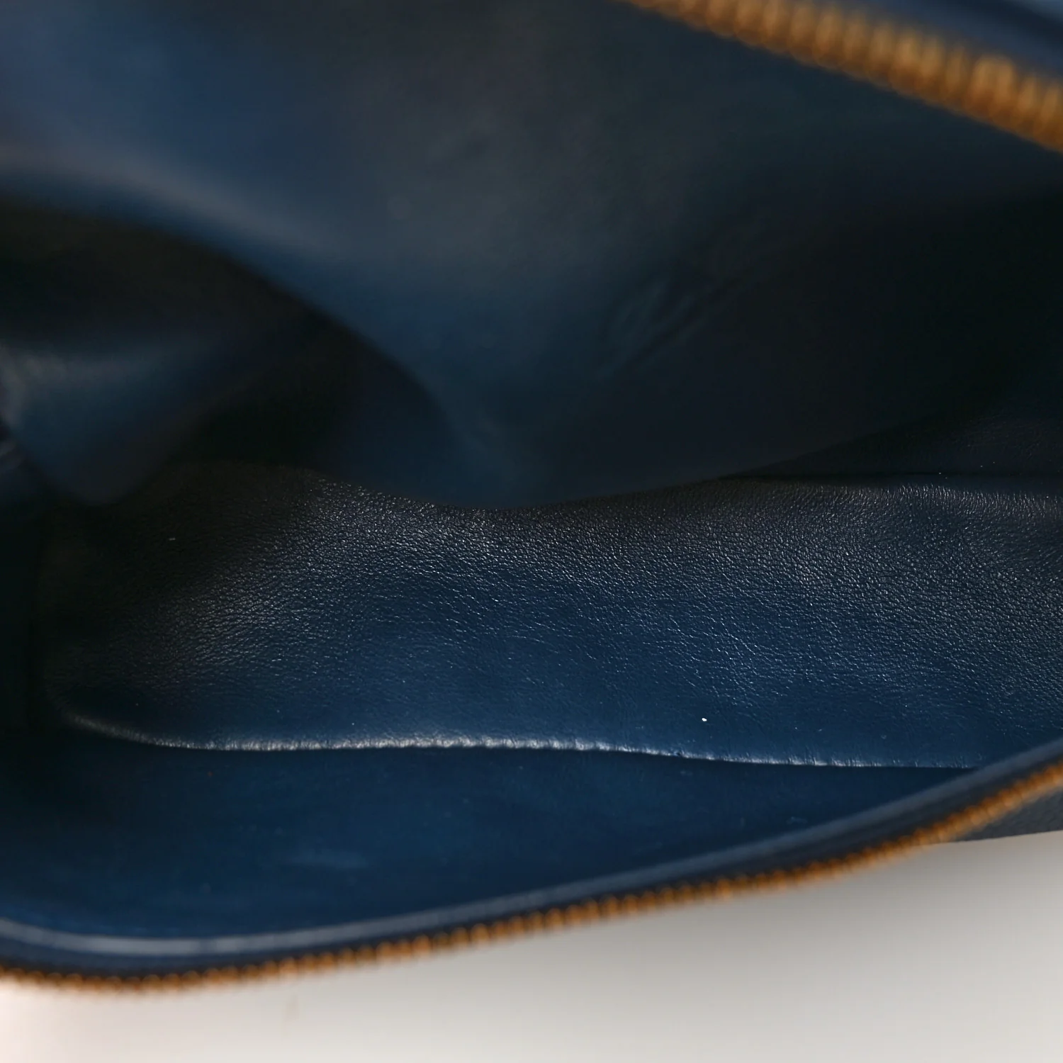 Grained Calfskin L19 Extra Pocket Pouch Navy Blue - Top Club