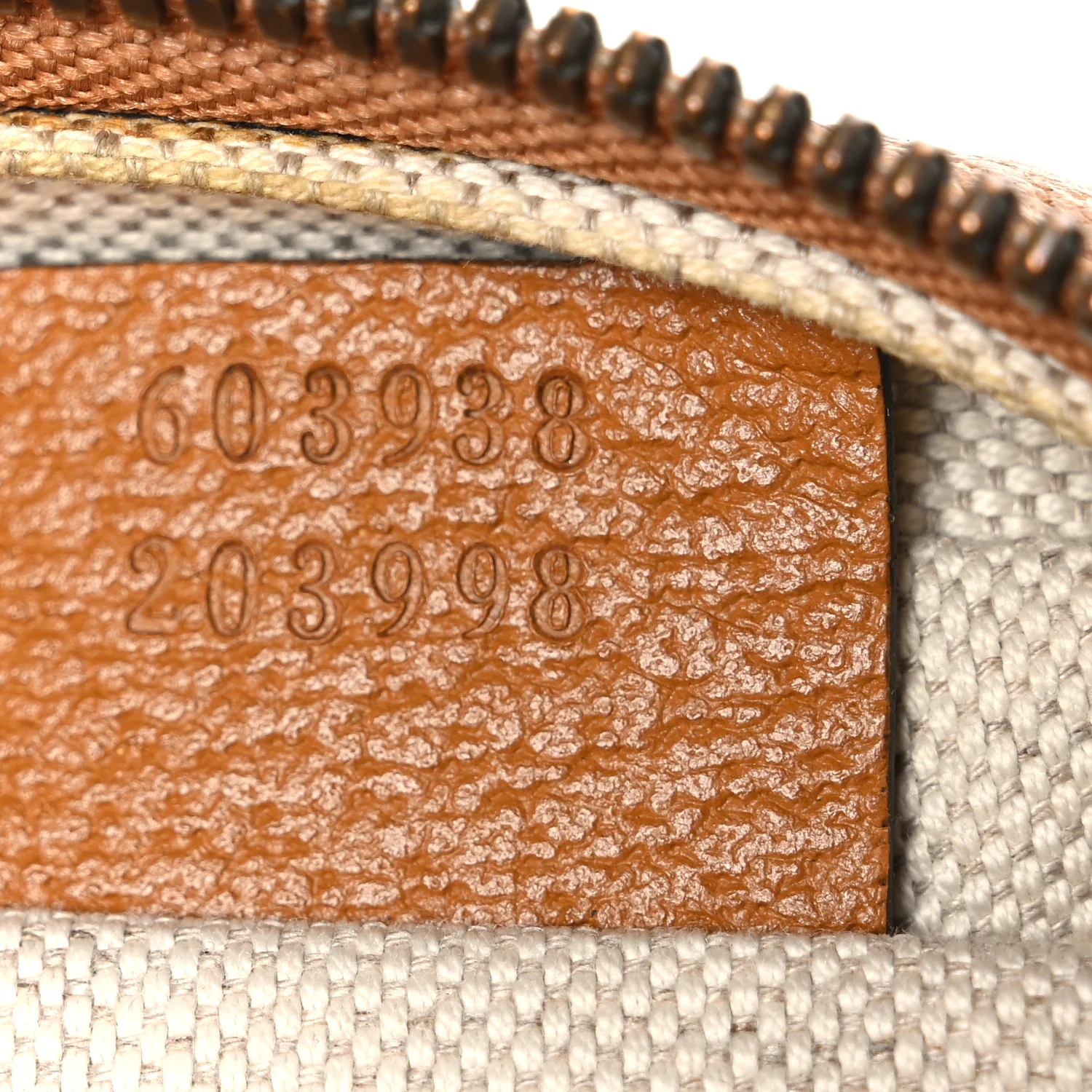 X DISNEY Mini Vintage GG Supreme Monogram Mickey Mouse Round Shoulder Bag Beige Vintage Sun Oil - Top Club