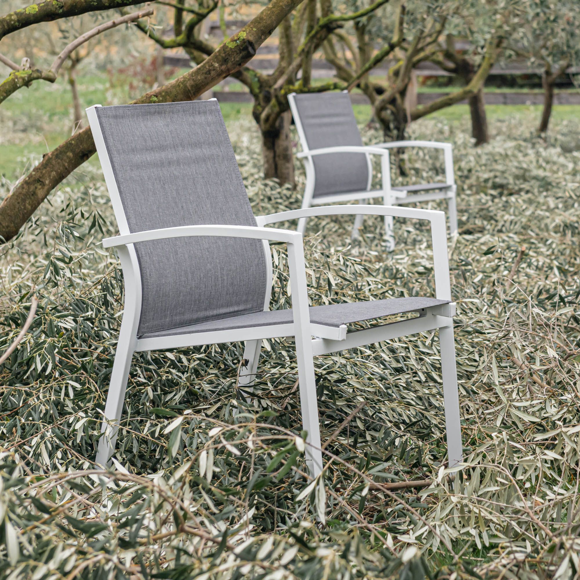 LANCIANO - Chaise de jardin avec accoudoirs en aluminium - gris