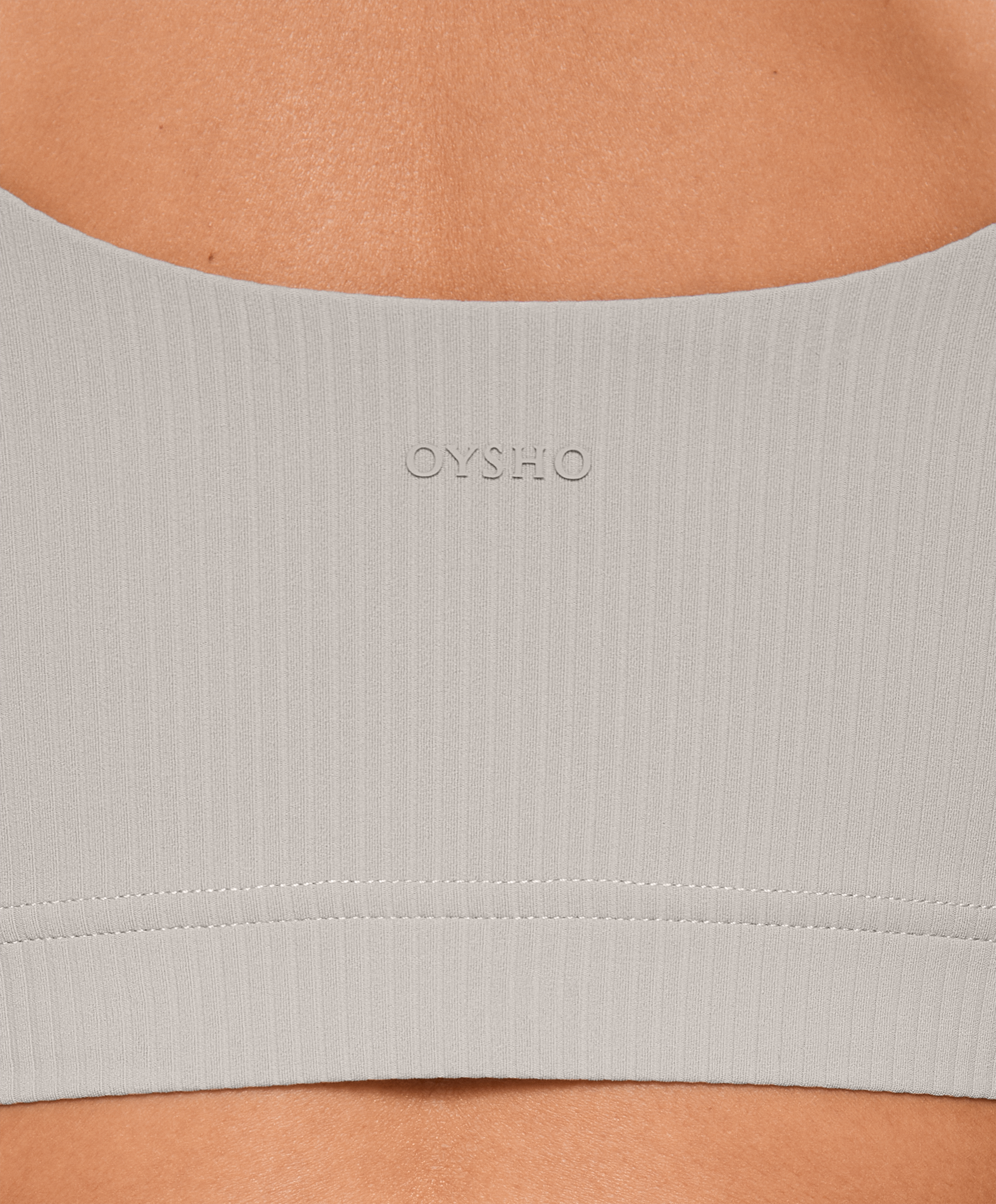 OYSHO Medium-support comfortlux rib sports bra with cups