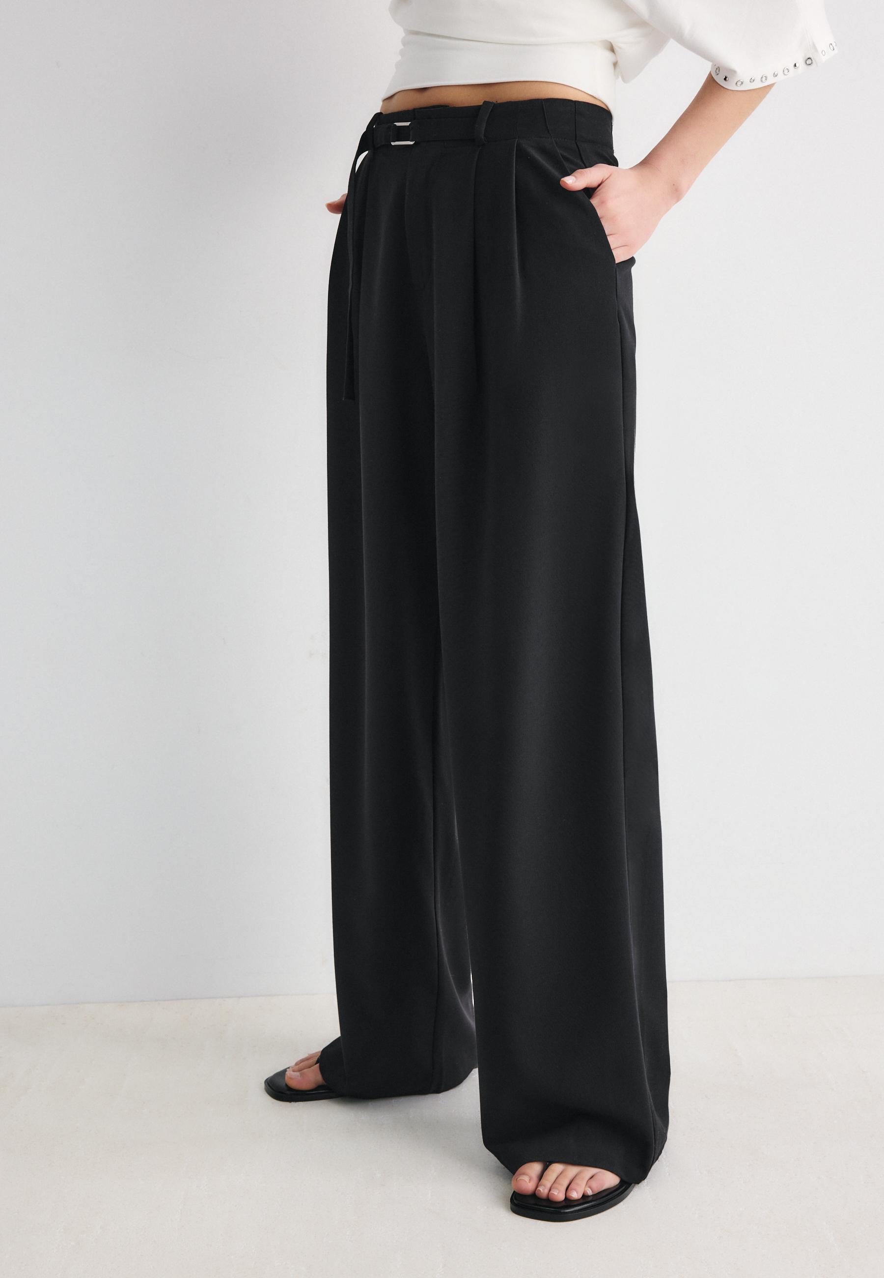 WIDE-LEG TROUSERS WITH BUCKLE DETAIL