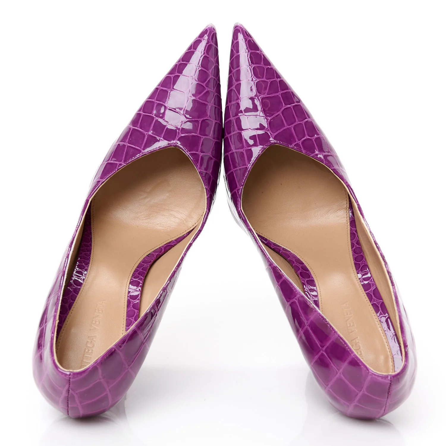 Gloss Calfskin Crocodile Embossed Punta Wedge Heels 40 Venom