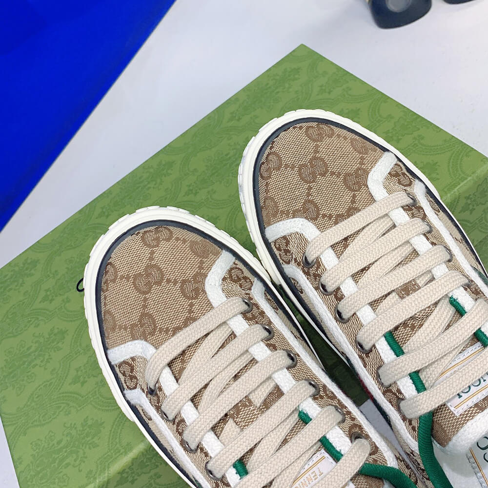 GUCCI Women s Gucci Tennis 1977 sneaker - Top Club