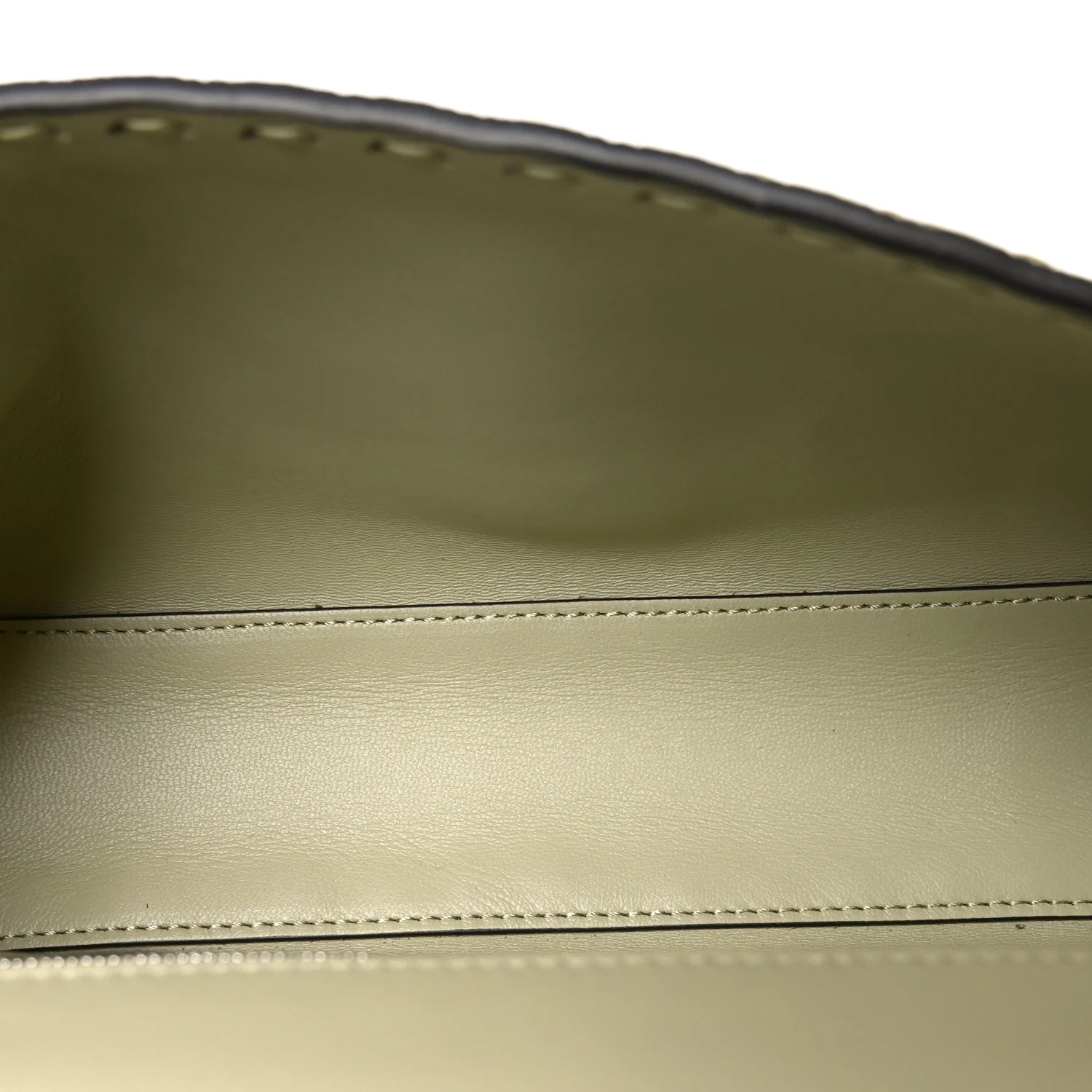 Cuoio Romano Selleria Baguette Sage - Top Club