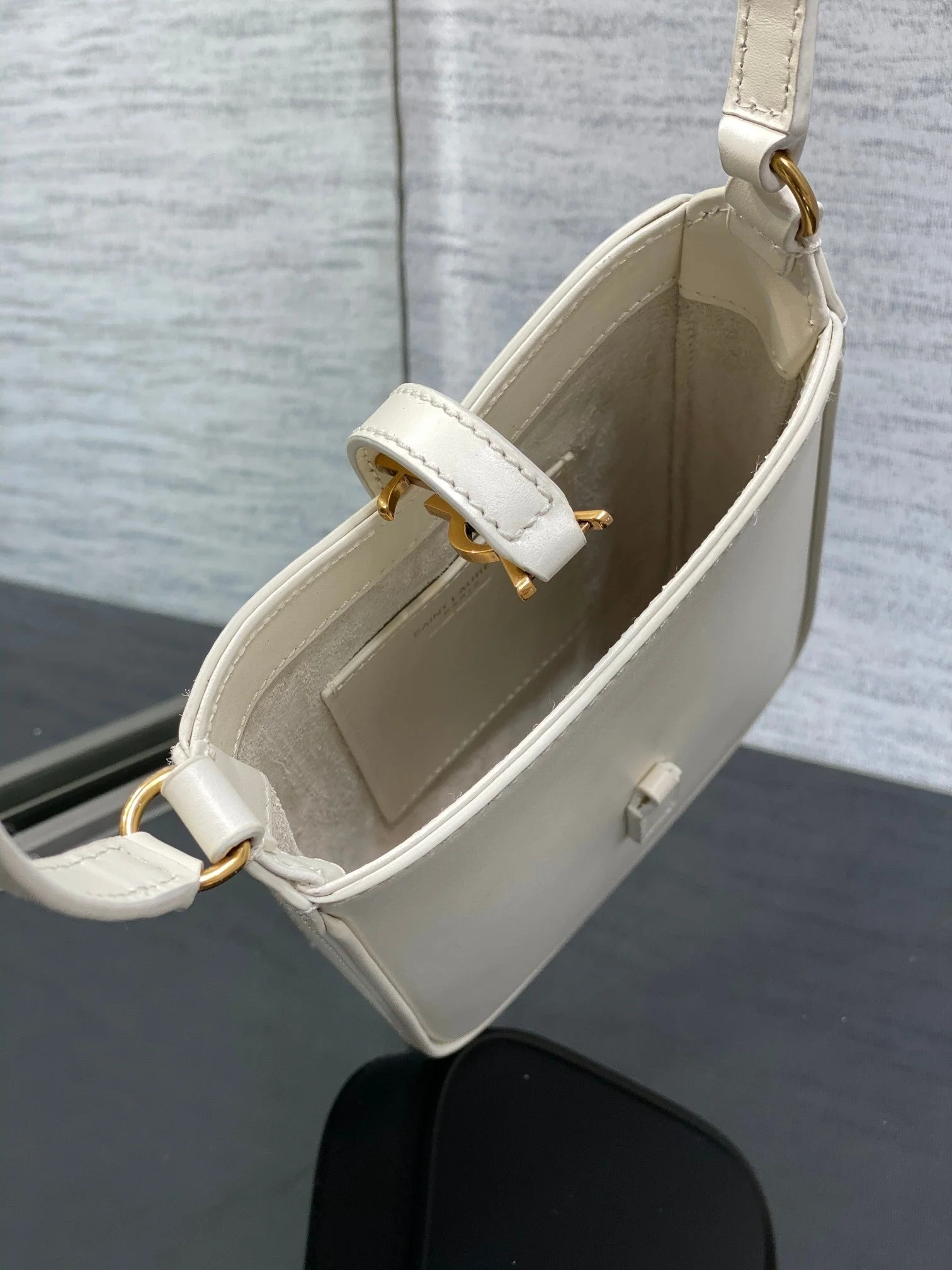 YSL Le 5 A 7 Mini White Bag - 13x20x4cm - Top Club