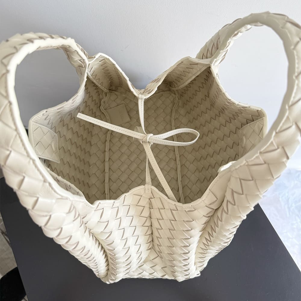 Bottega Veneta Large Campana(HIGH-END GRADE) - Top Club