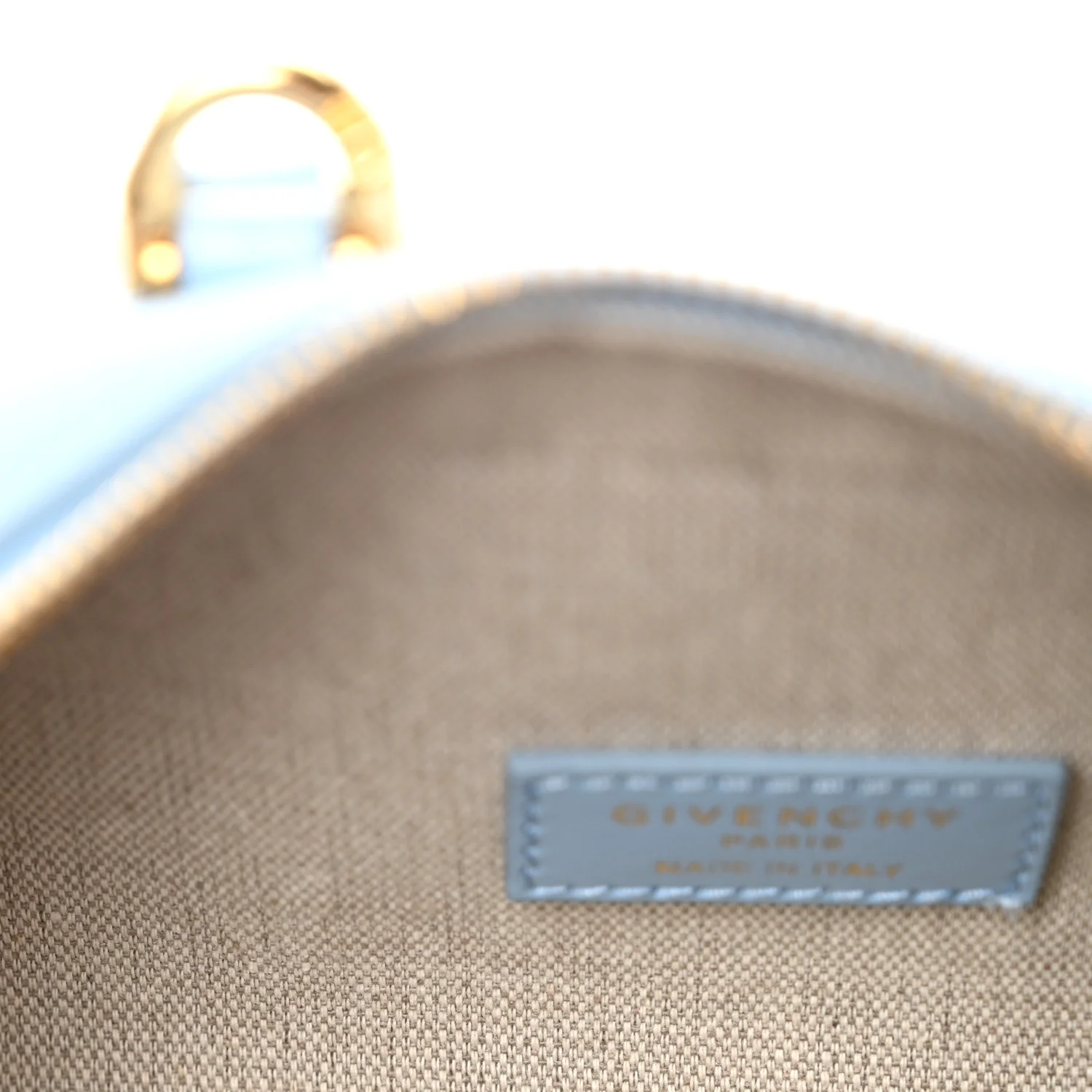 Box Calfskin East West Mini Antigona Light Blue - Top Club