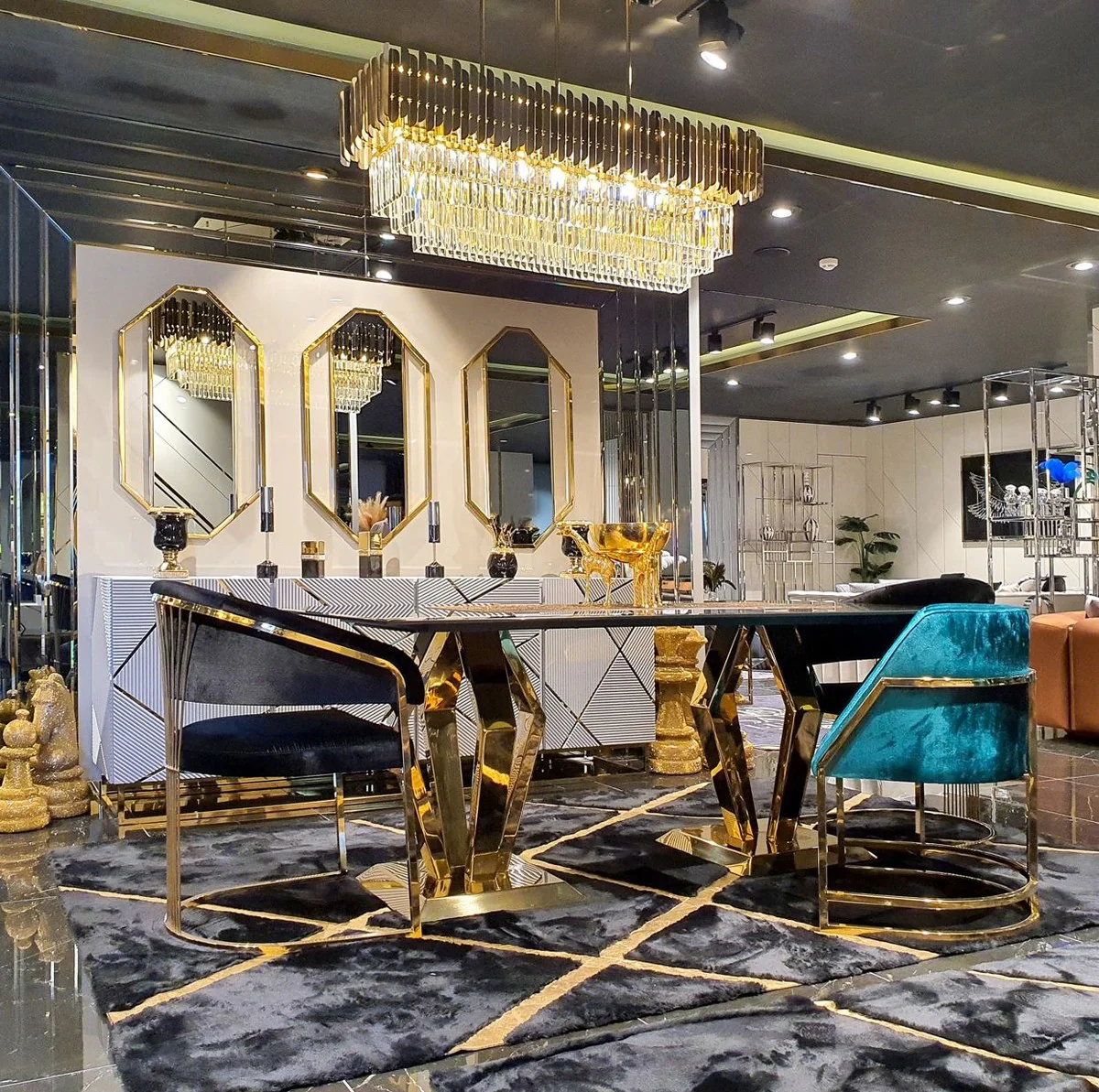 Luxury dining table gold 200 x 100 x H. 77 cm - Modern dining room table with glass top - Dining room furniture - Luxury collection