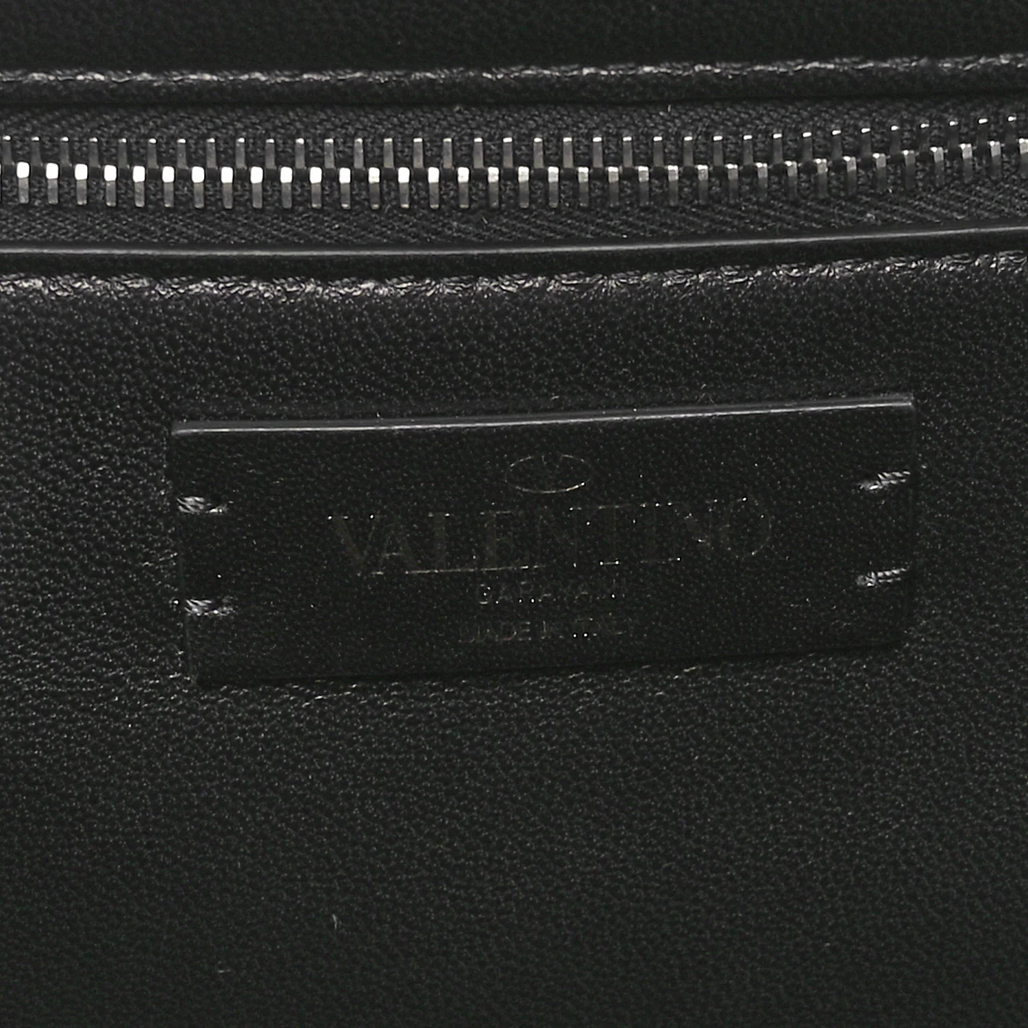 Nappa Monochrome Large Roman Stud Shoulder Bag Black - Top Club