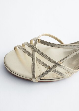 & Other Stories STRAPPY LEATHER SANDALS