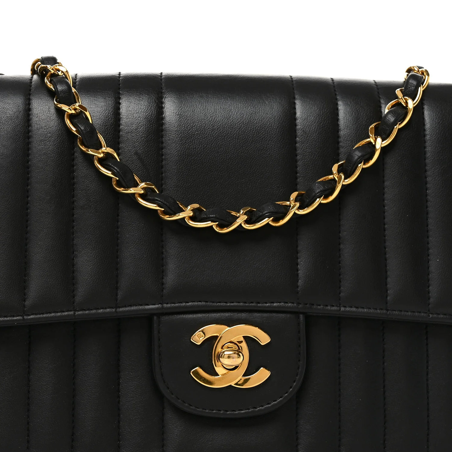 Lambskin Vertical Quilted Medium Single Flap Black - Top Club