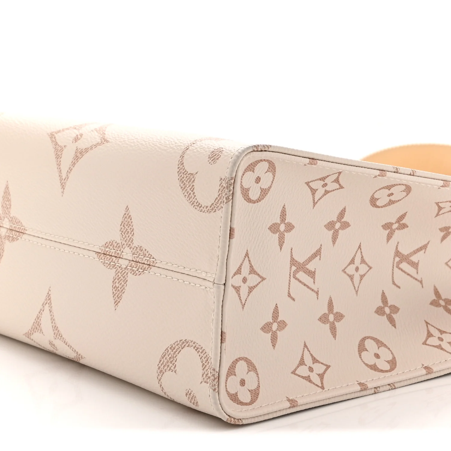 Monogram Dune Giant Onthego PM - Top Club