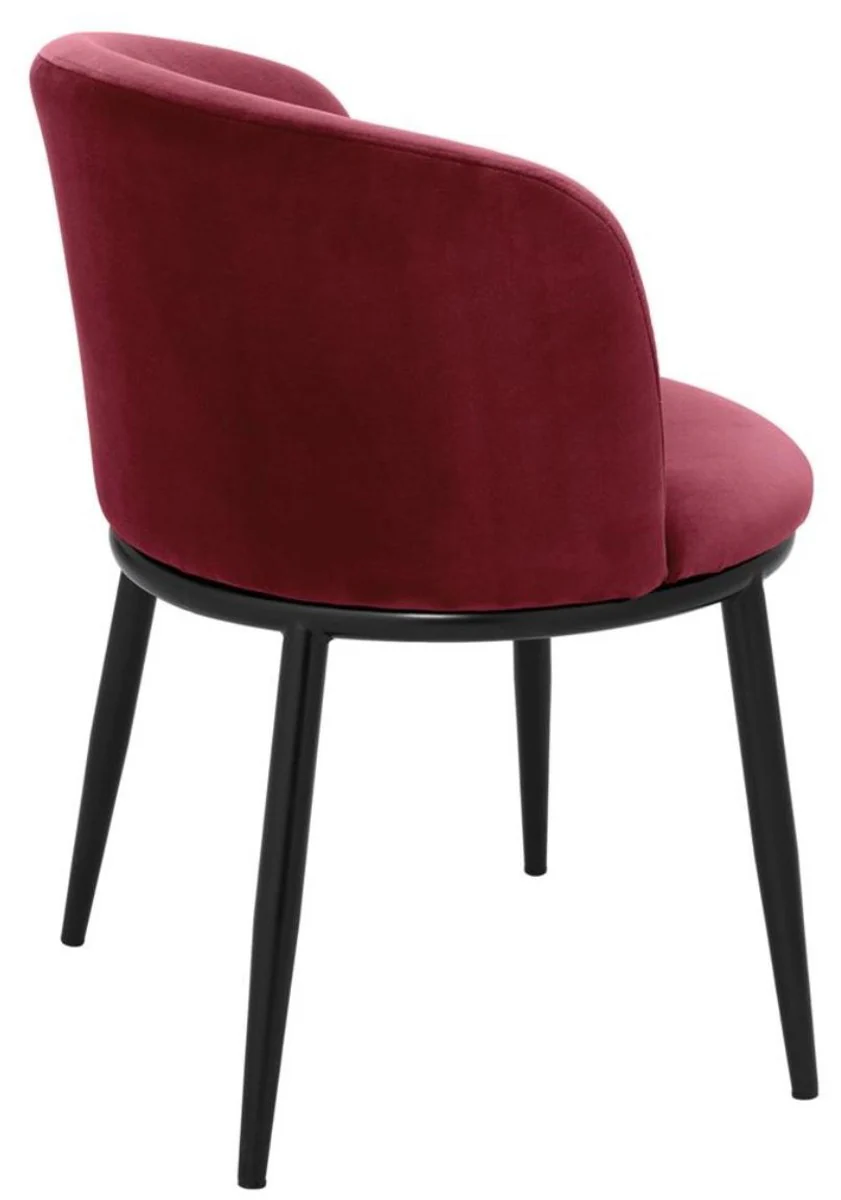 is a Europe-wide renowned producer and distributor of baroque furniture and a registered trademark with the German Patent and Trademark Office.