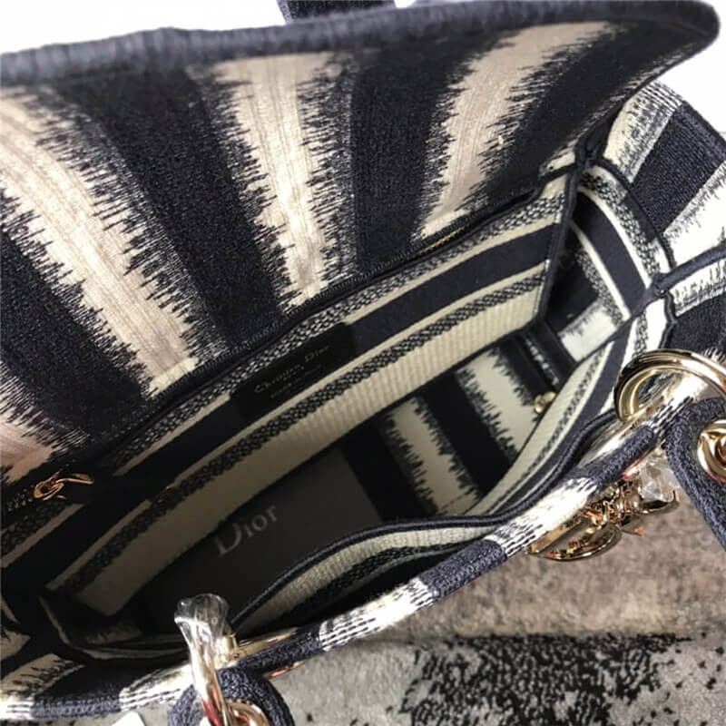 Medium LADY D-LITE handbag - Top Club