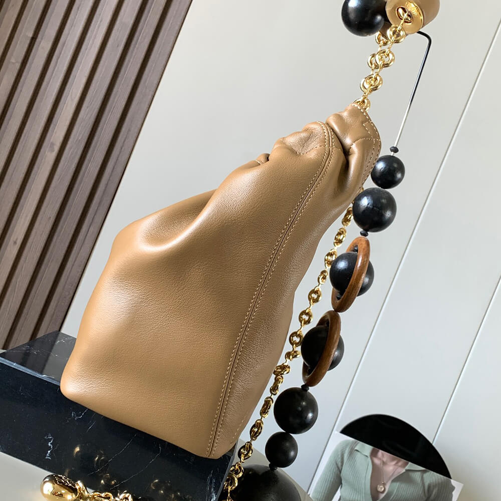 Loewe Small Squeeze bag in nappa lambskin - Top Club