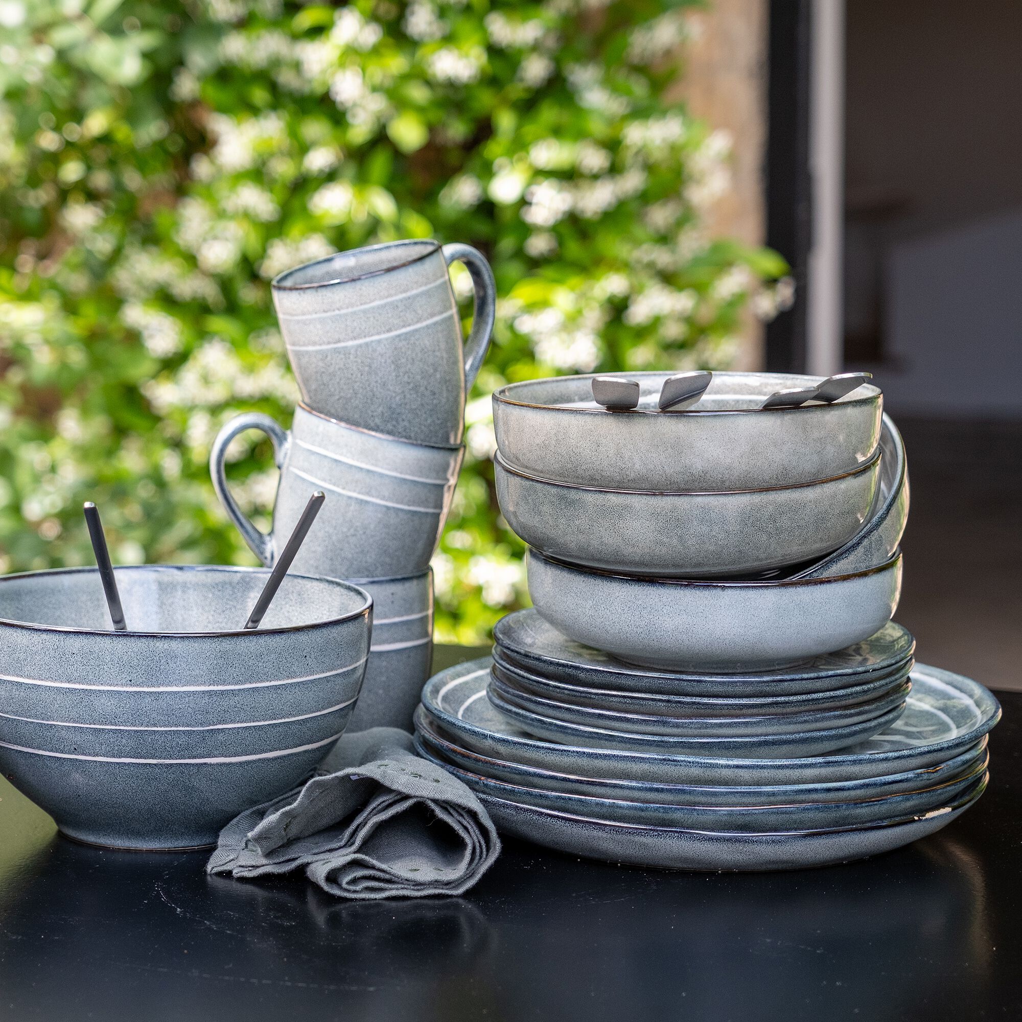 MACAO - Assiette à dessert en grès D20cm - bleu calaluna